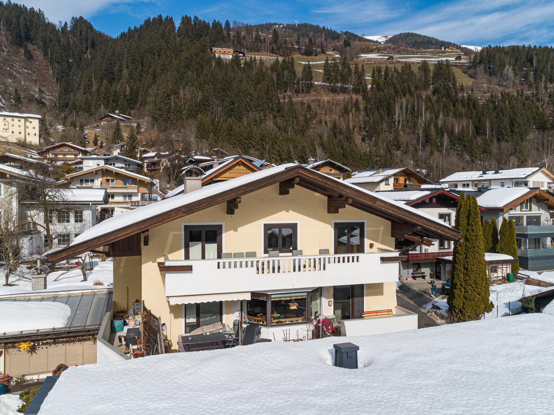 Ruim appartement voor 8 personen, 300 meter van de skilift in Neukirchen - foto 14