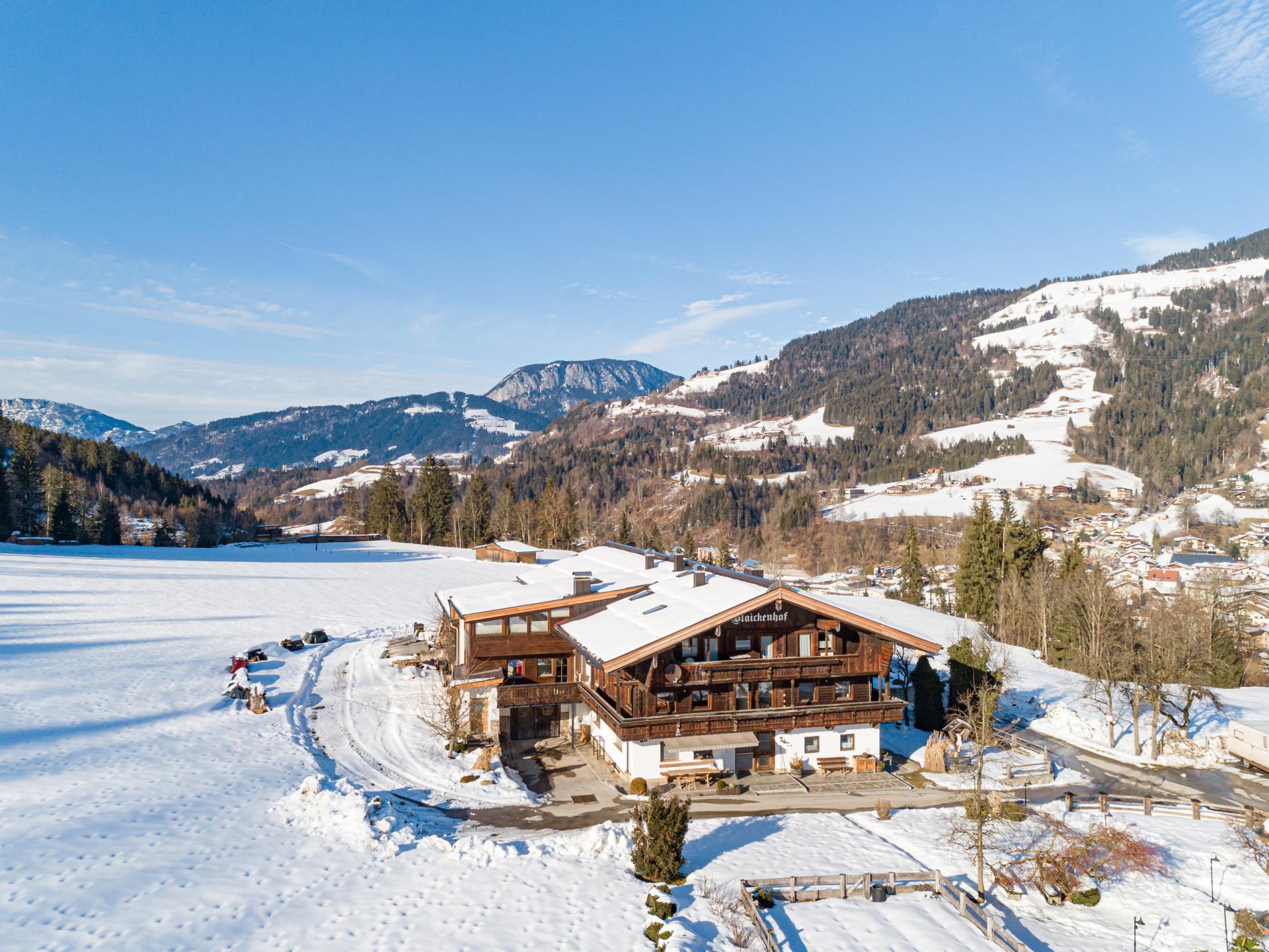 Ruim boerderij-appartement voor 12 personen, 50 meter van de skilift - foto 38