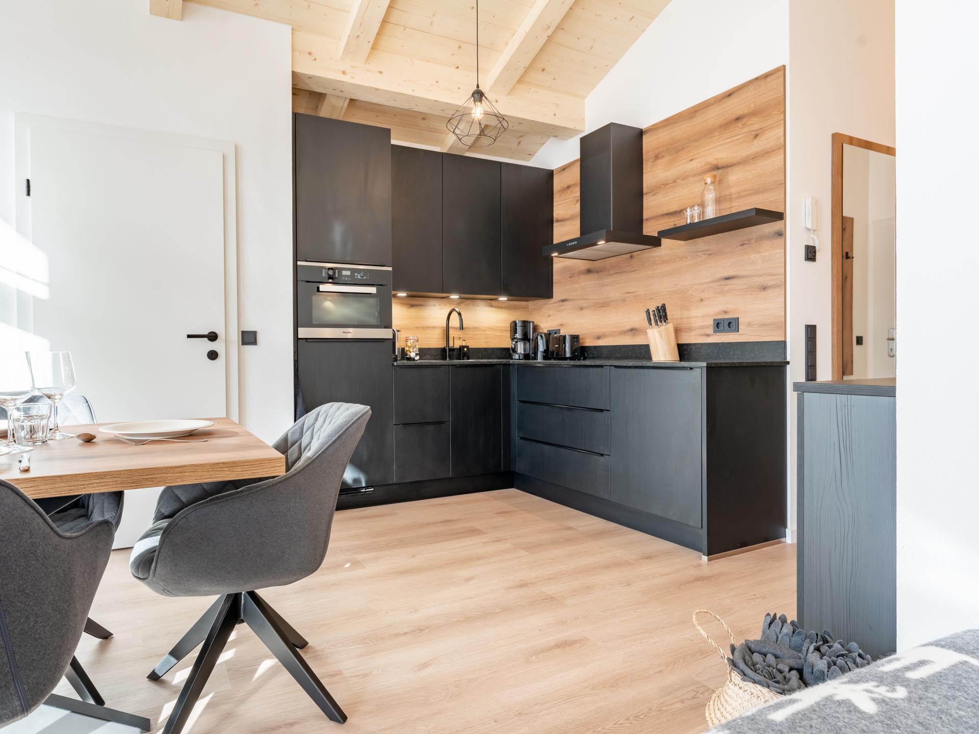 6-persoons penthouse aan de piste in het centrum van Kaprun - foto 15
