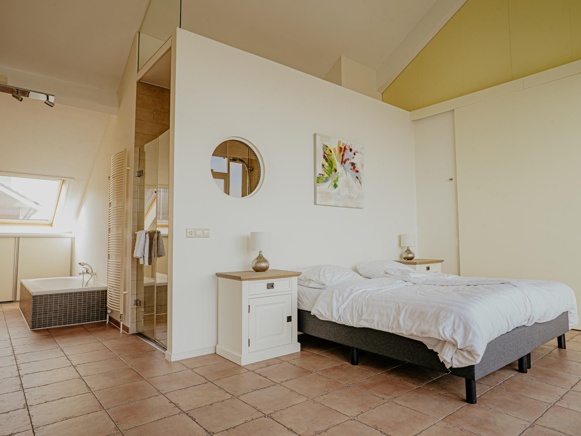 Modern penthouse met panoramisch uitzicht op Uitgeestermeer - foto 17