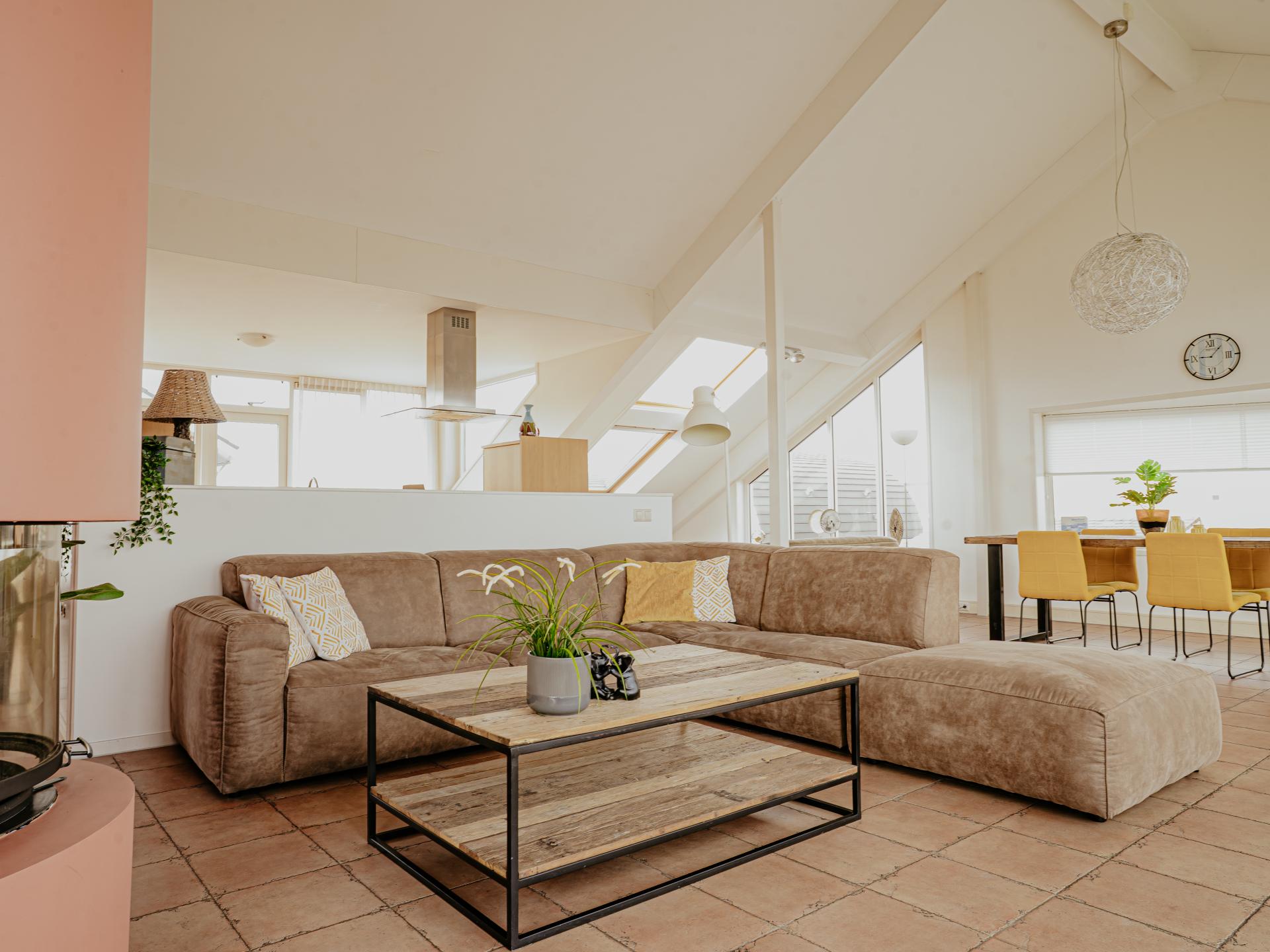 Modern penthouse met panoramisch uitzicht op Uitgeestermeer - foto 4