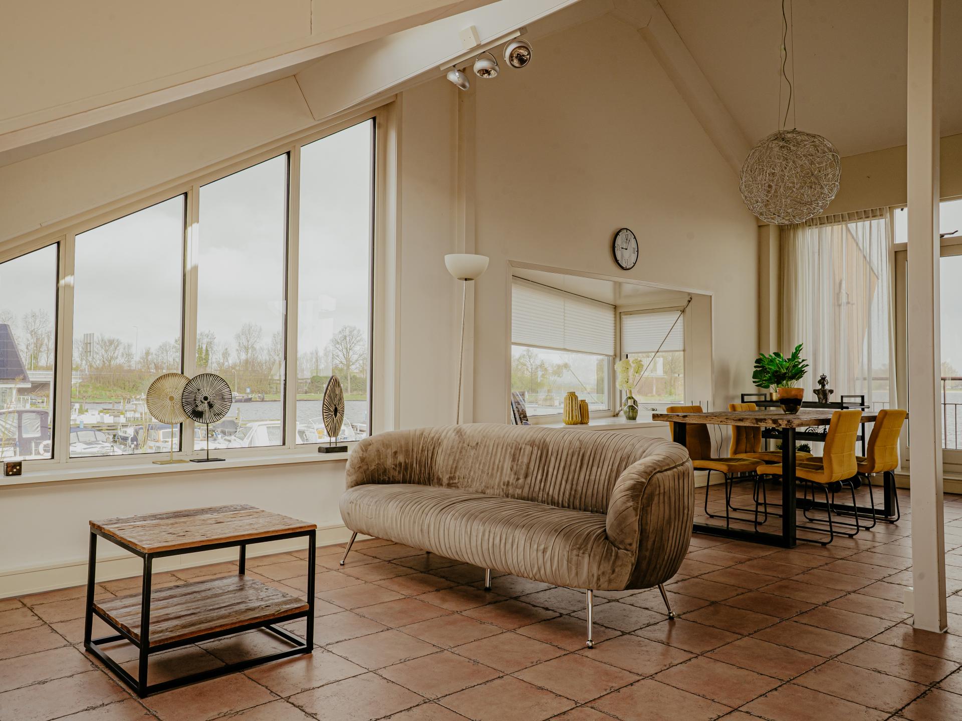 Modern penthouse met panoramisch uitzicht op Uitgeestermeer - foto 9