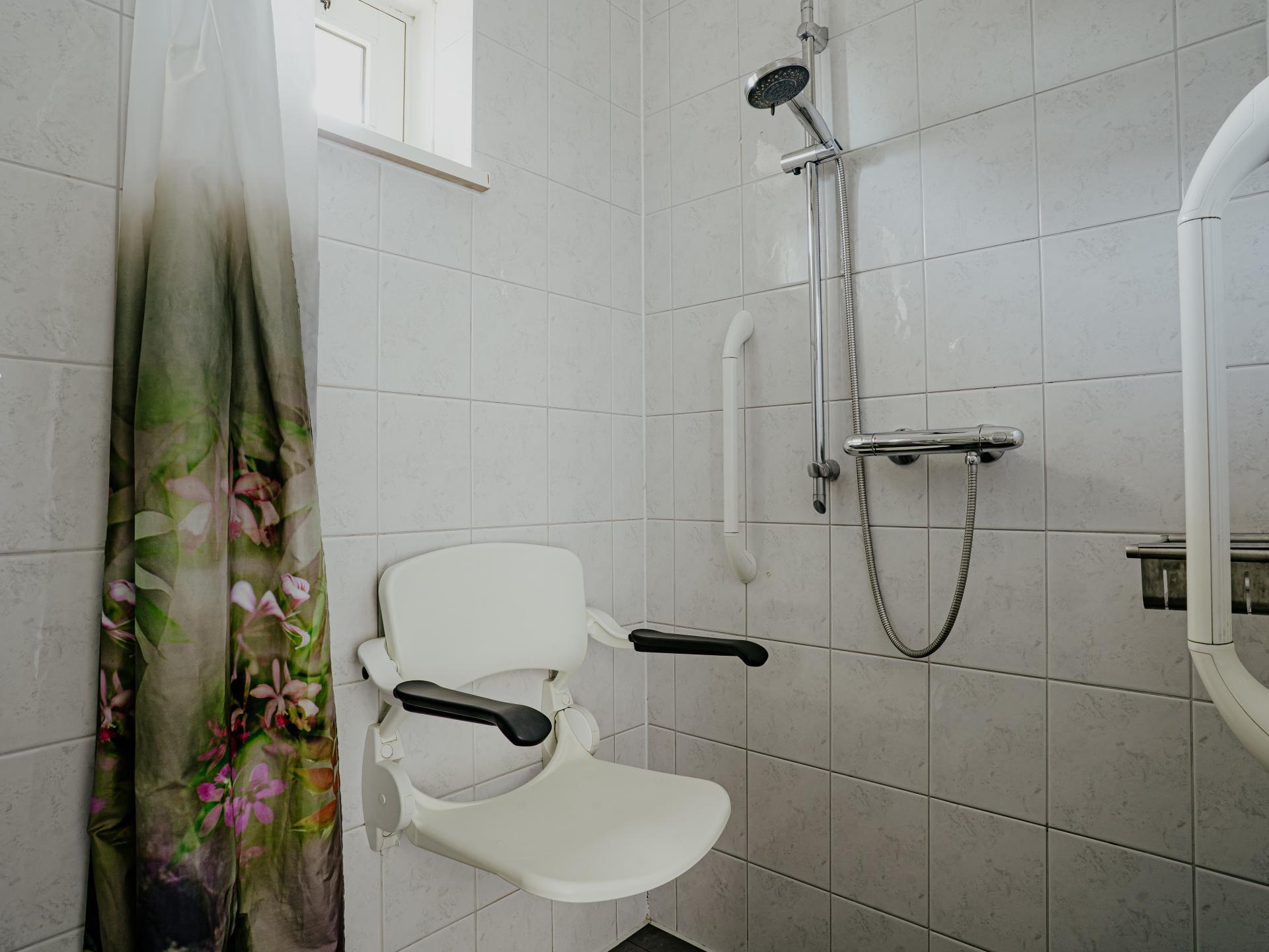 Vakantiehuis in Uitgeest op 800m van centrum aan het meer - foto 14