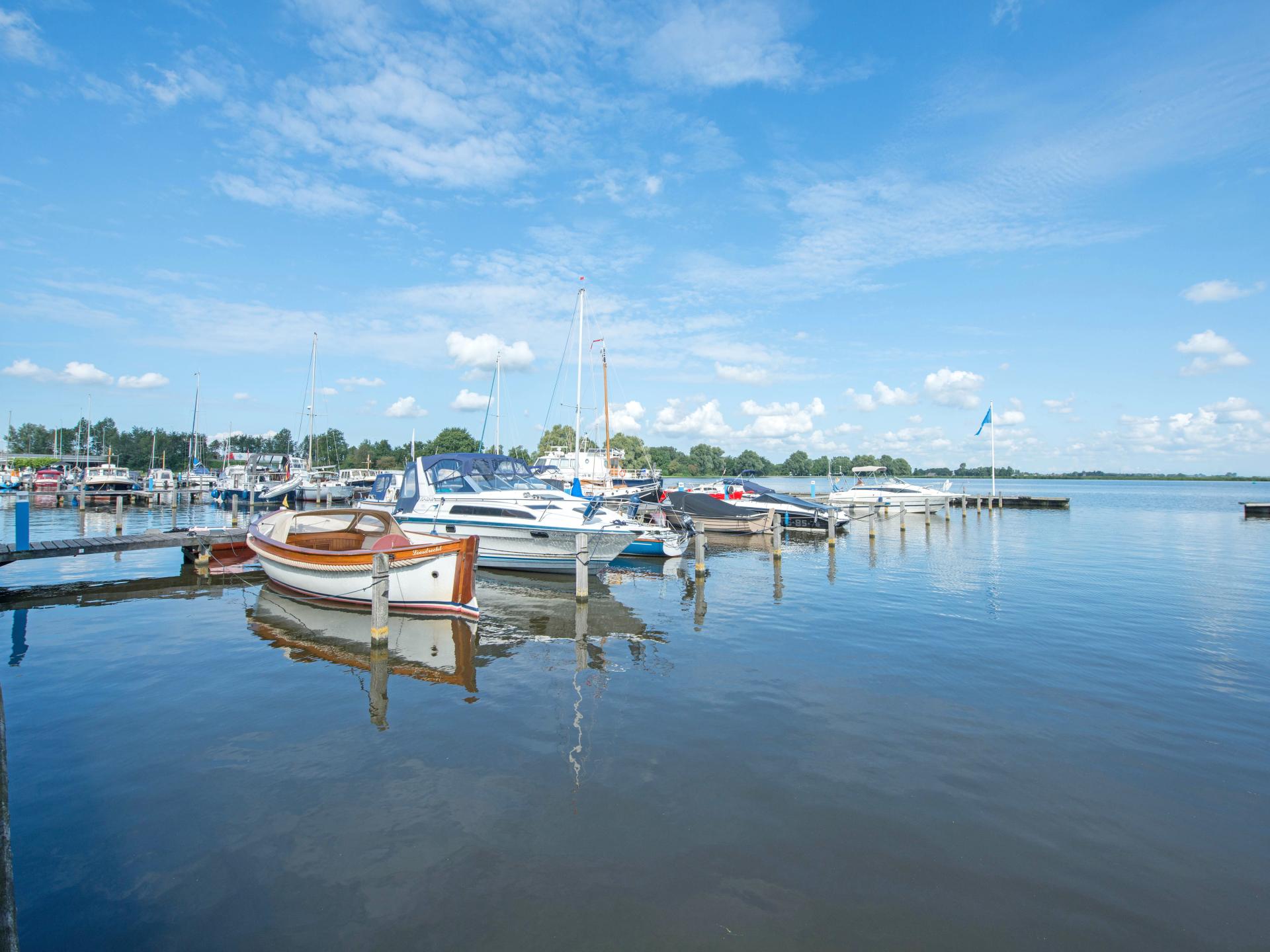 6-persoons appartement aan het meer in Uitgeest met eigen steiger - foto 26