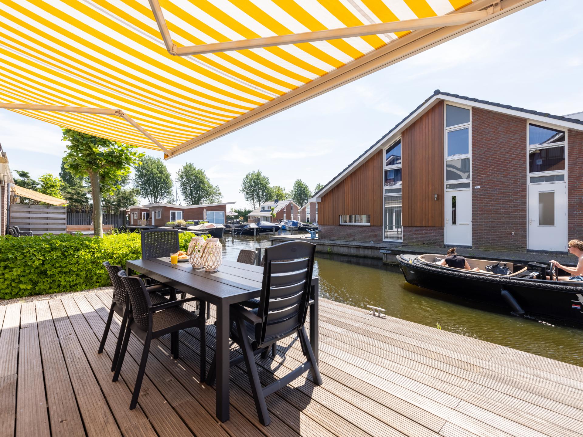 6-persoons appartement aan het meer in Uitgeest met eigen steiger - foto 21