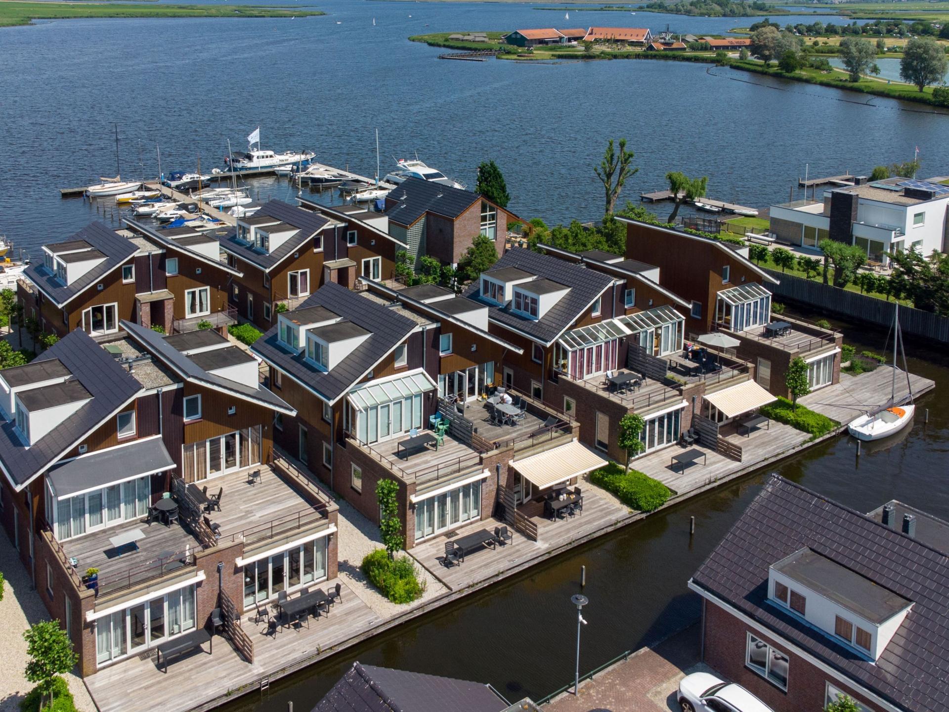 6-persoons appartement aan het meer in Uitgeest met eigen steiger - foto 25