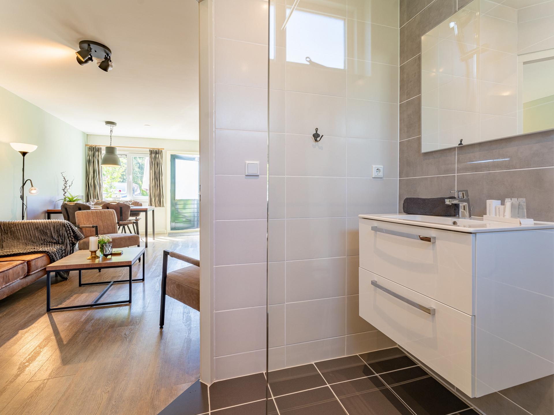 Tiny house aan de Veluwe: rust, natuur en avontuur voor 4 personen - foto 3