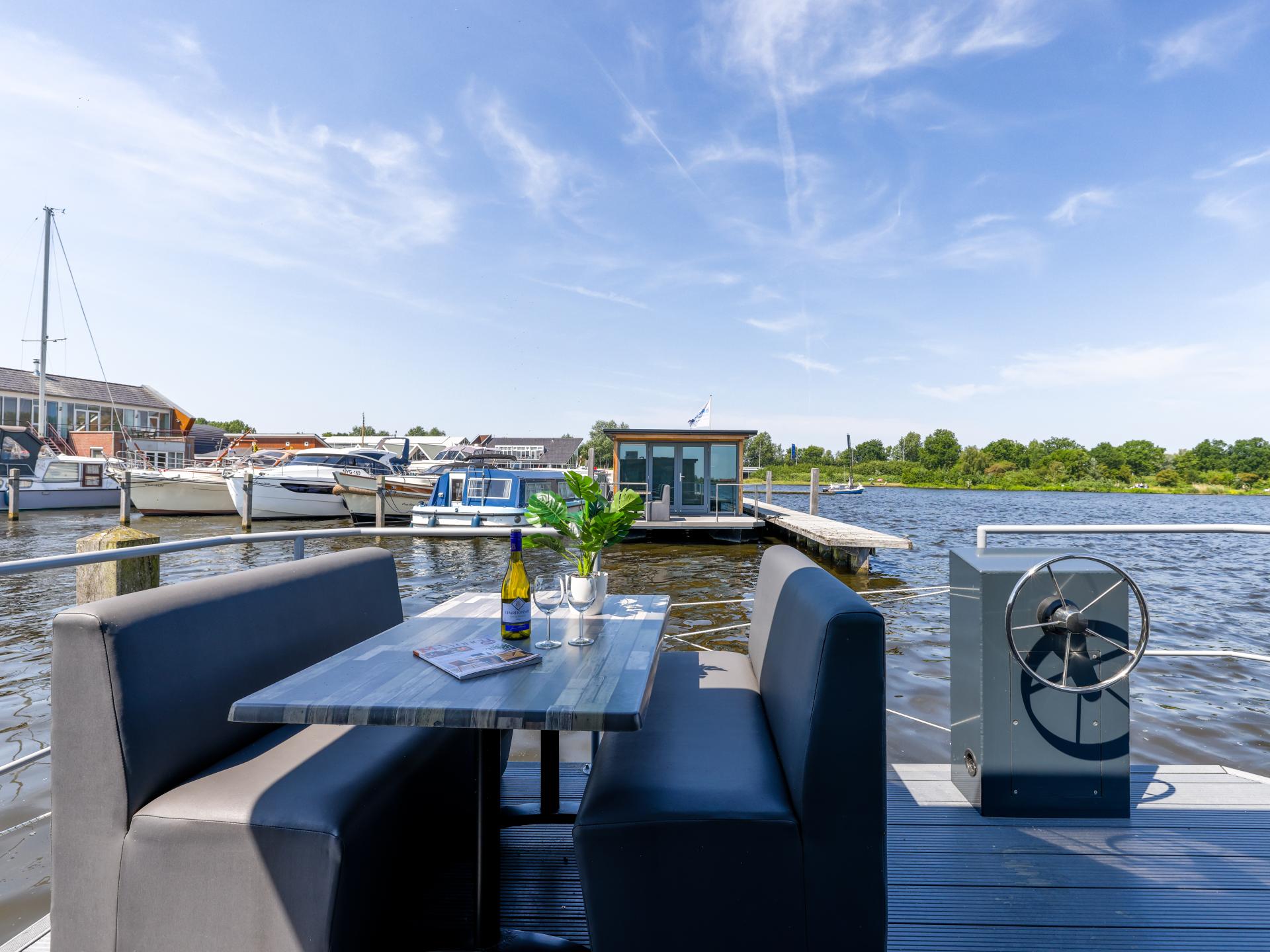 Huisboot met meerzicht en airco op vakantiepark in Uitgeest - foto 18