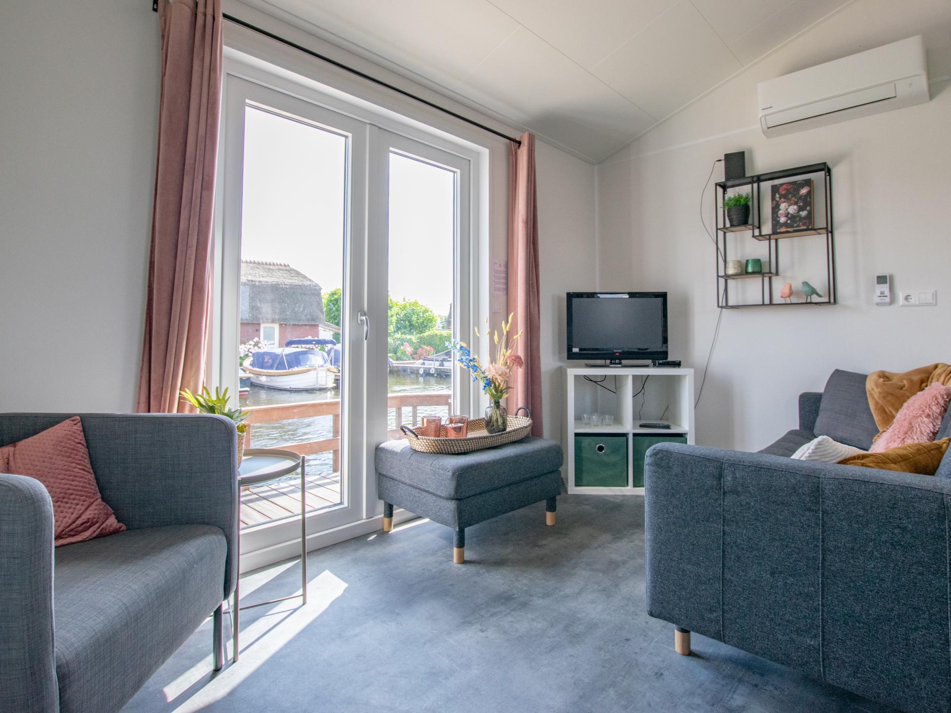Modern chalet met airco aan de Loosdrechtse Plassen, 4 personen - foto 6