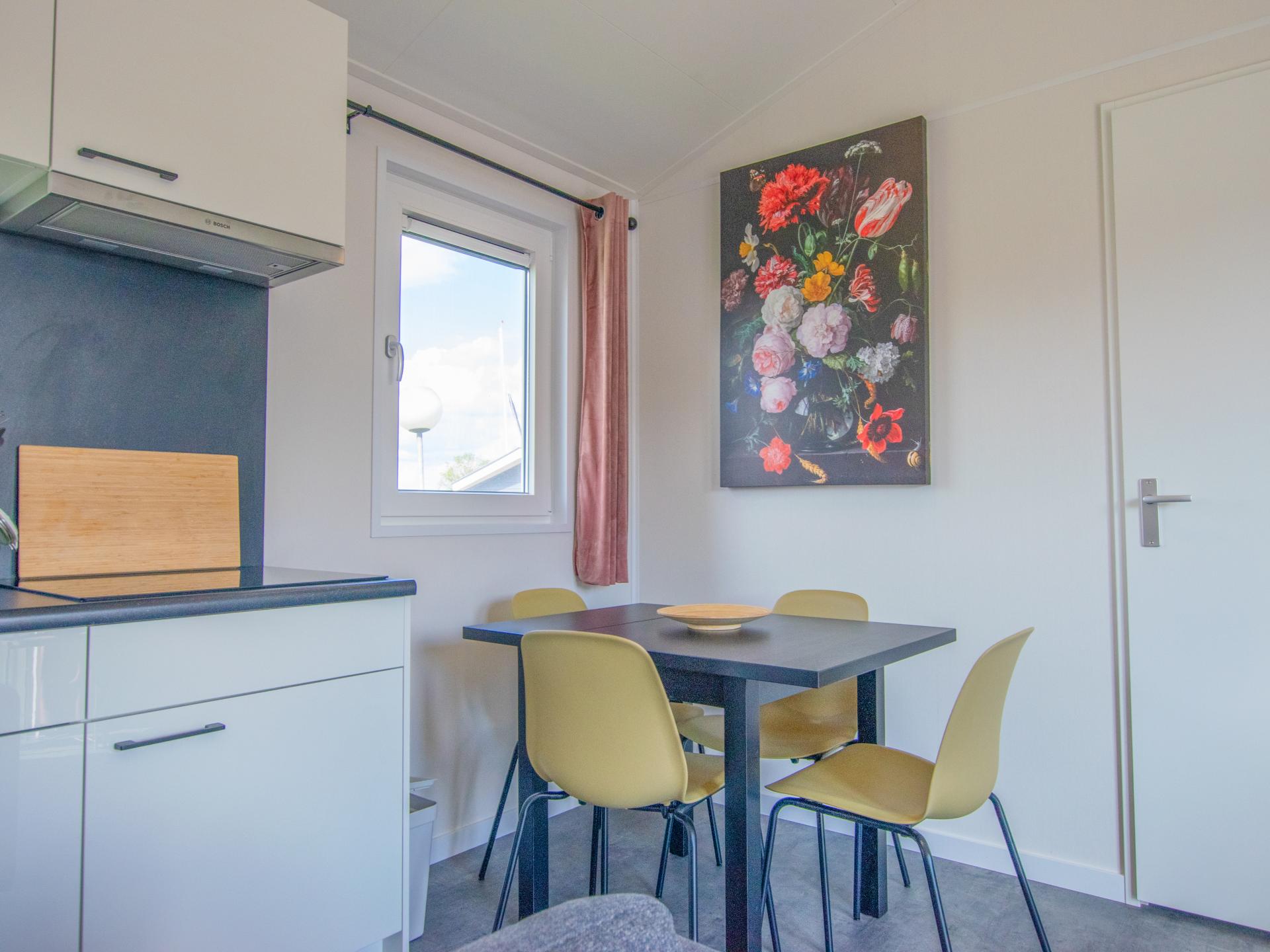 Chalet aan het water met zwemtrap en privéterras in Breukelen - foto 7