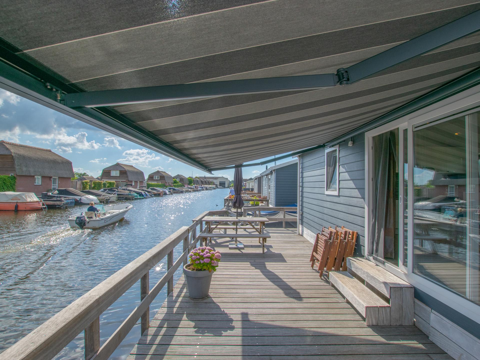 Chalet met zwemtrap aan Loosdrechtse Plassen, 4 persoons - foto 15