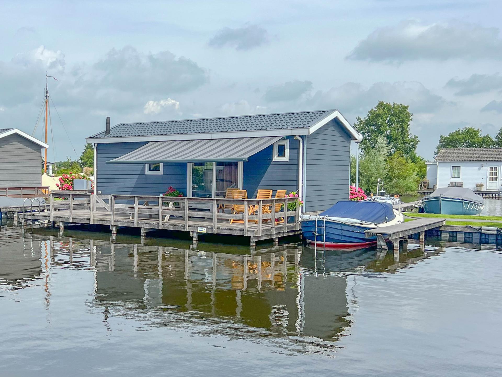 Chalet met zwemtrap aan Loosdrechtse Plassen, 4 persoons - foto 18
