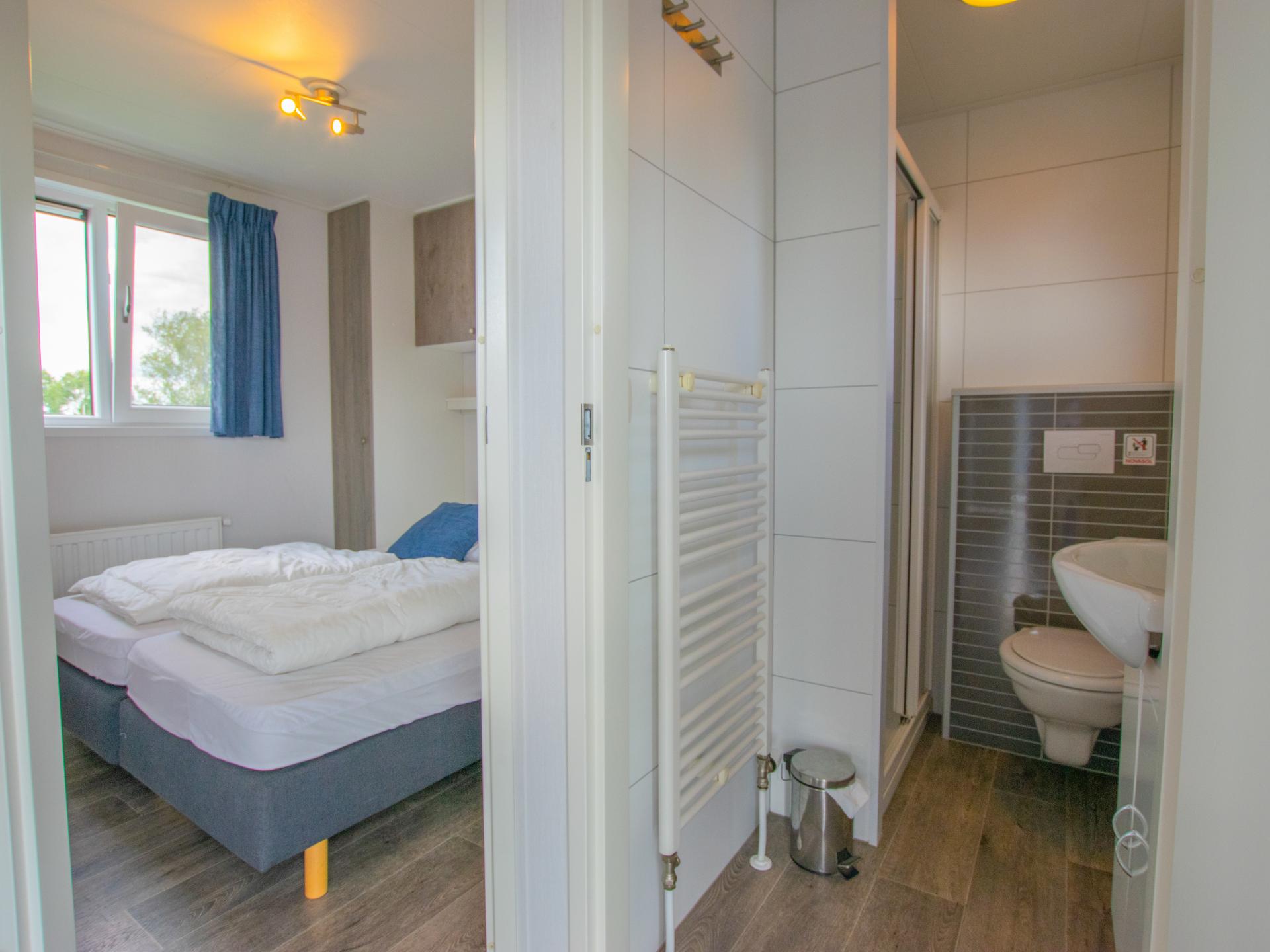 Chalet met zwemtrap aan Loosdrechtse Plassen, 4 persoons - foto 10