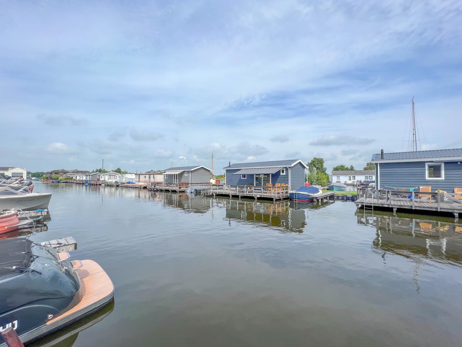 Chalet met zwemtrap aan Loosdrechtse Plassen, 4 persoons - foto 20