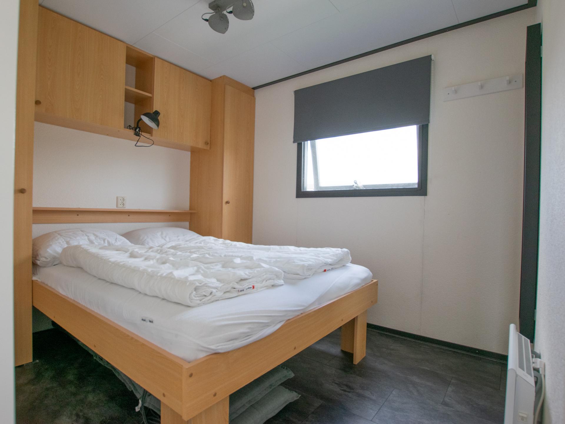 Chalet aan het water met aanlegsteiger in Breukelen, 33m², 2 slaapkamers - foto 14