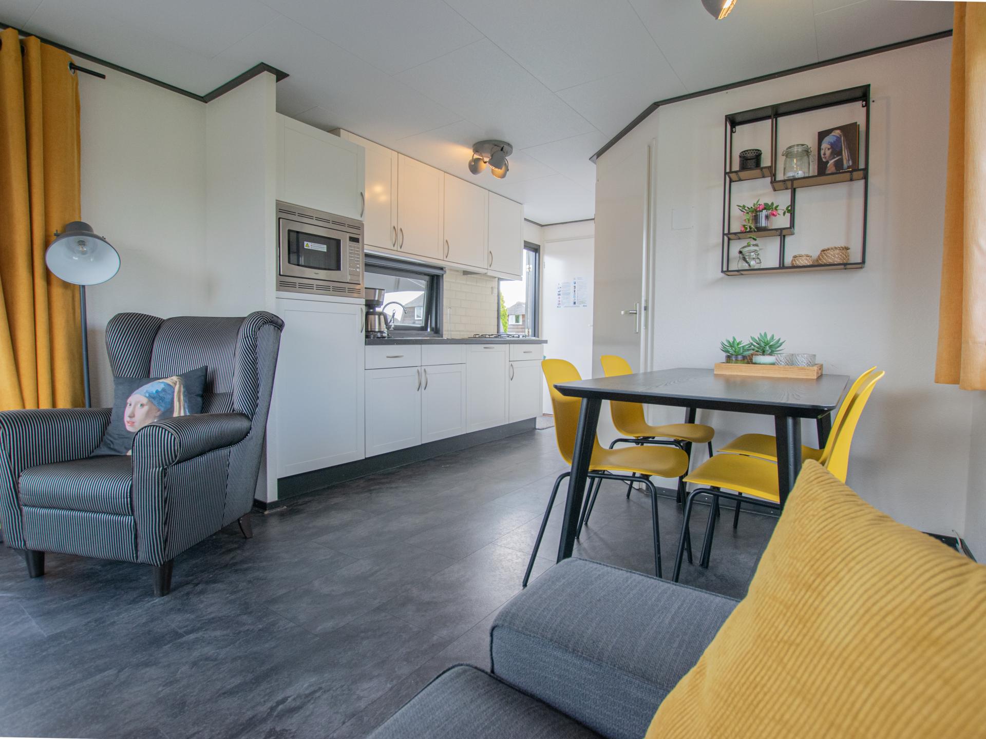 Chalet aan het water met aanlegsteiger in Breukelen, 33m², 2 slaapkamers - foto 10