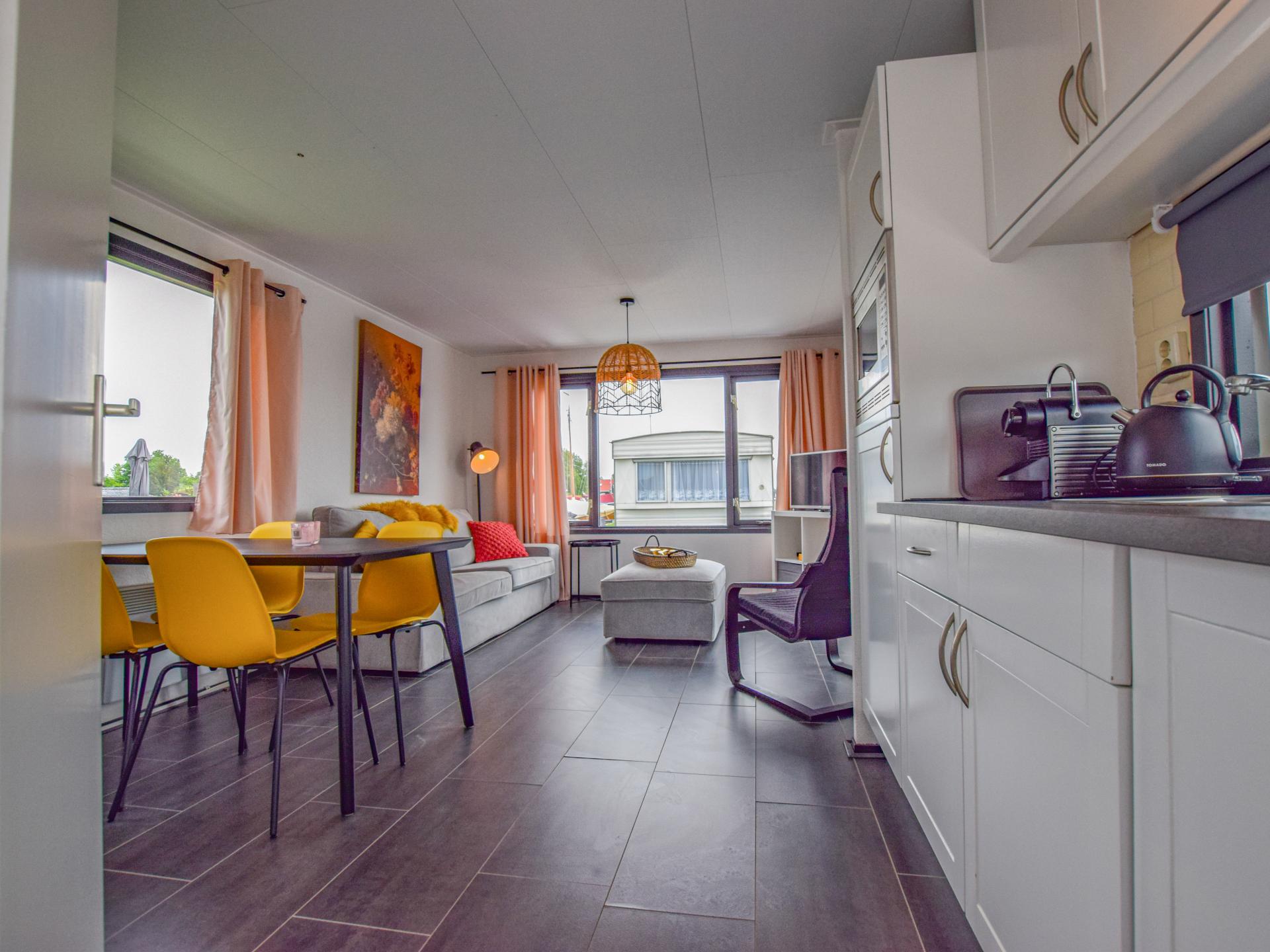 Chalet aan het water met grote veranda in Breukelen - foto 6