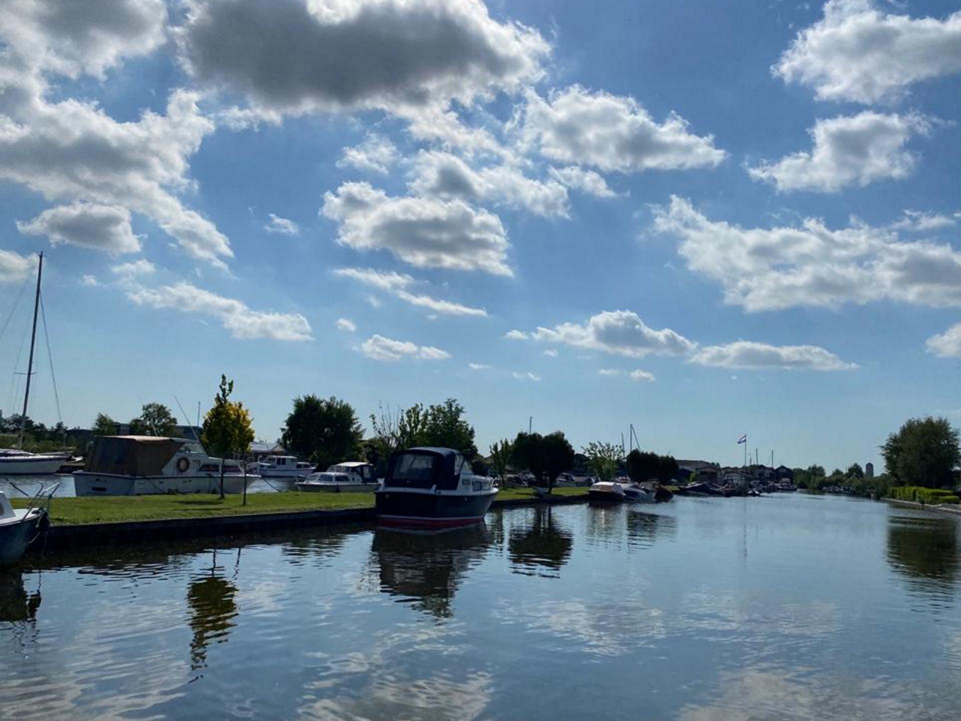 Vrijstaand vakantiehuis met privéterras aan het water in Breukelen - foto 29