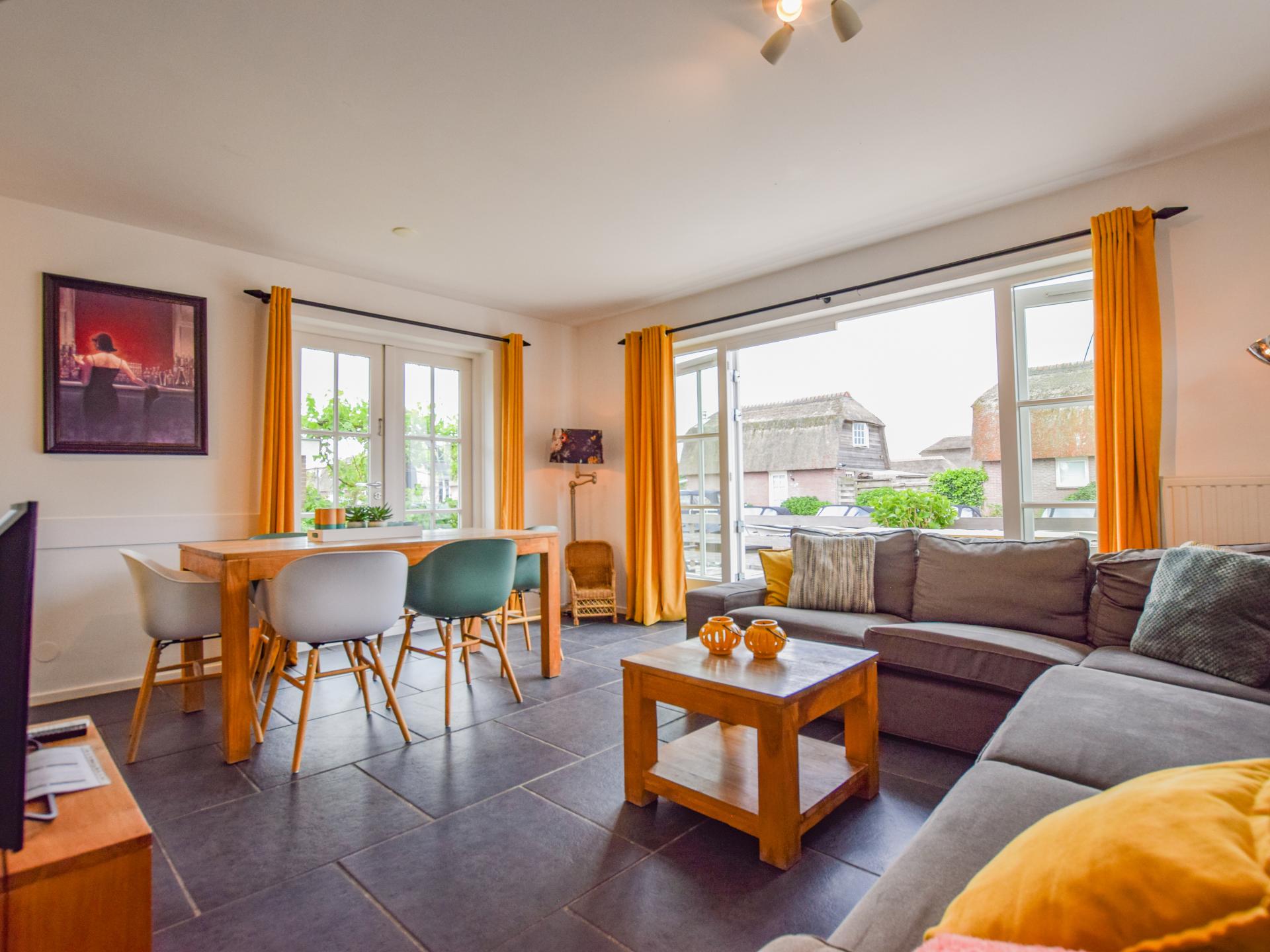 Vrijstaand vakantiehuis met privéterras aan het water in Breukelen - foto 6
