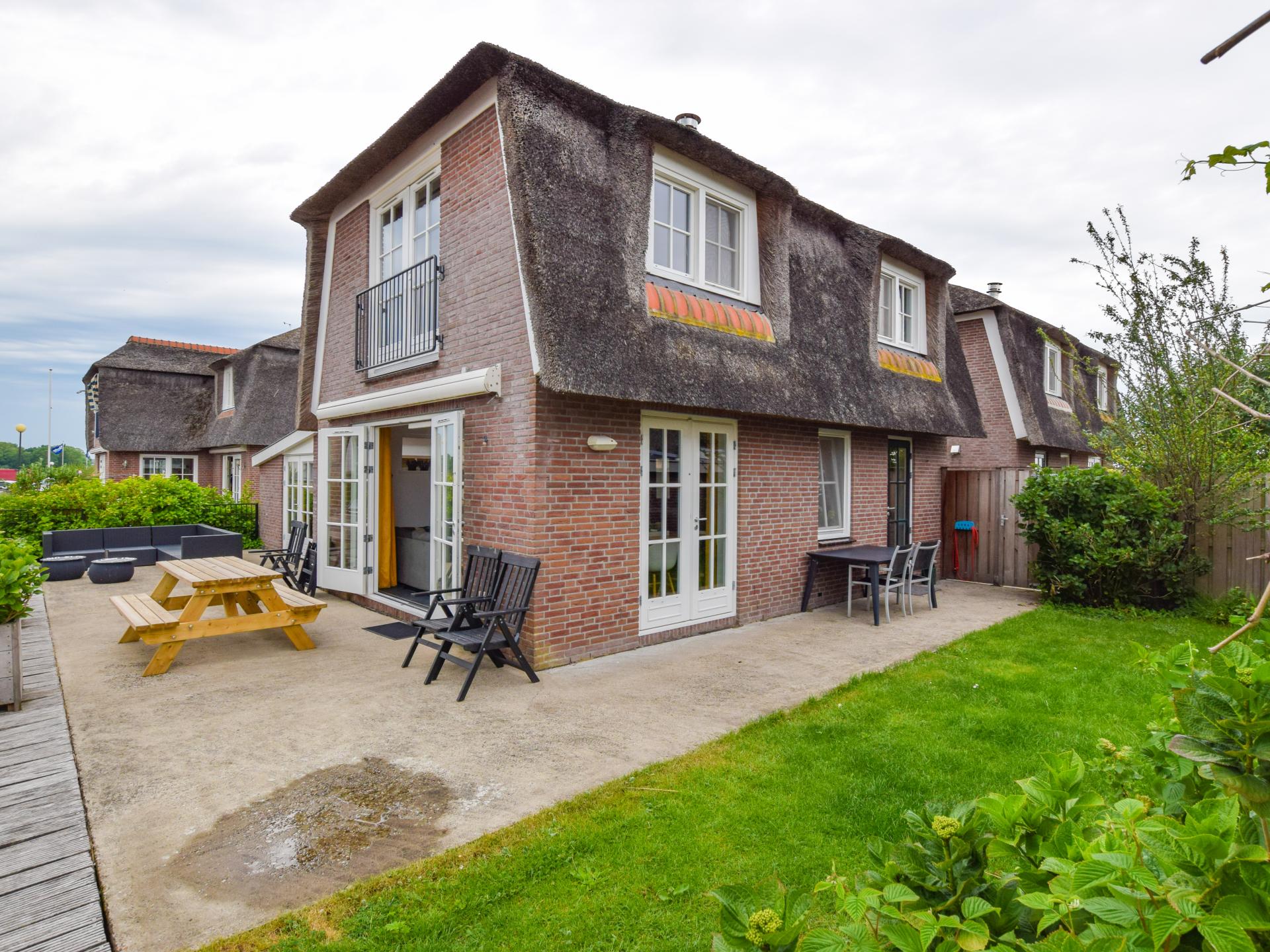 Vrijstaand vakantiehuis met privéterras aan het water in Breukelen - foto 26