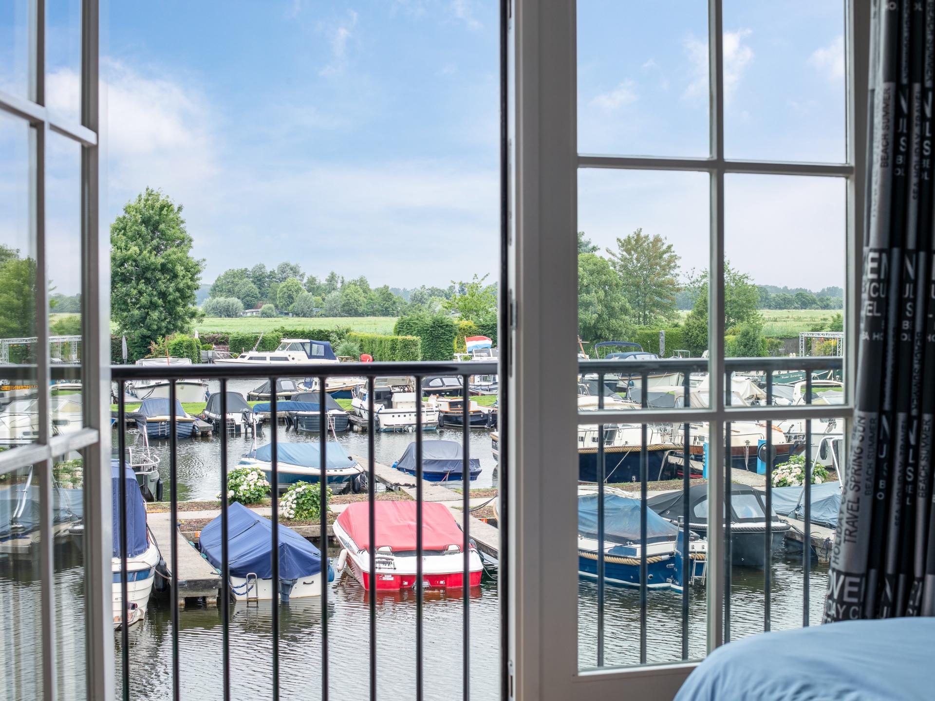 Waterparadijs aan de Loosdrechtse Plassen met eigen aanlegsteiger - foto 15