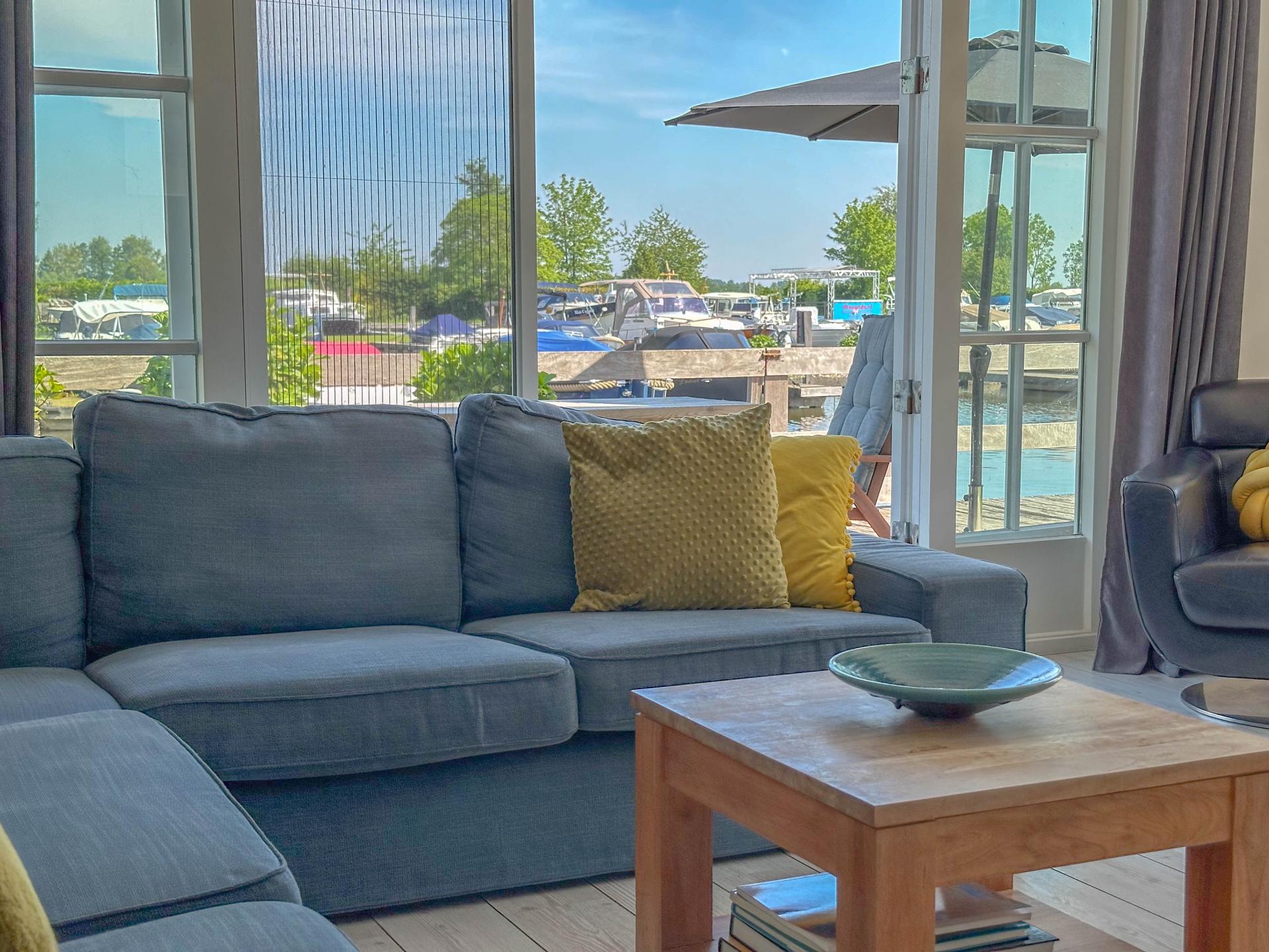 Waterparadijs aan de Loosdrechtse Plassen met eigen aanlegsteiger - foto 7