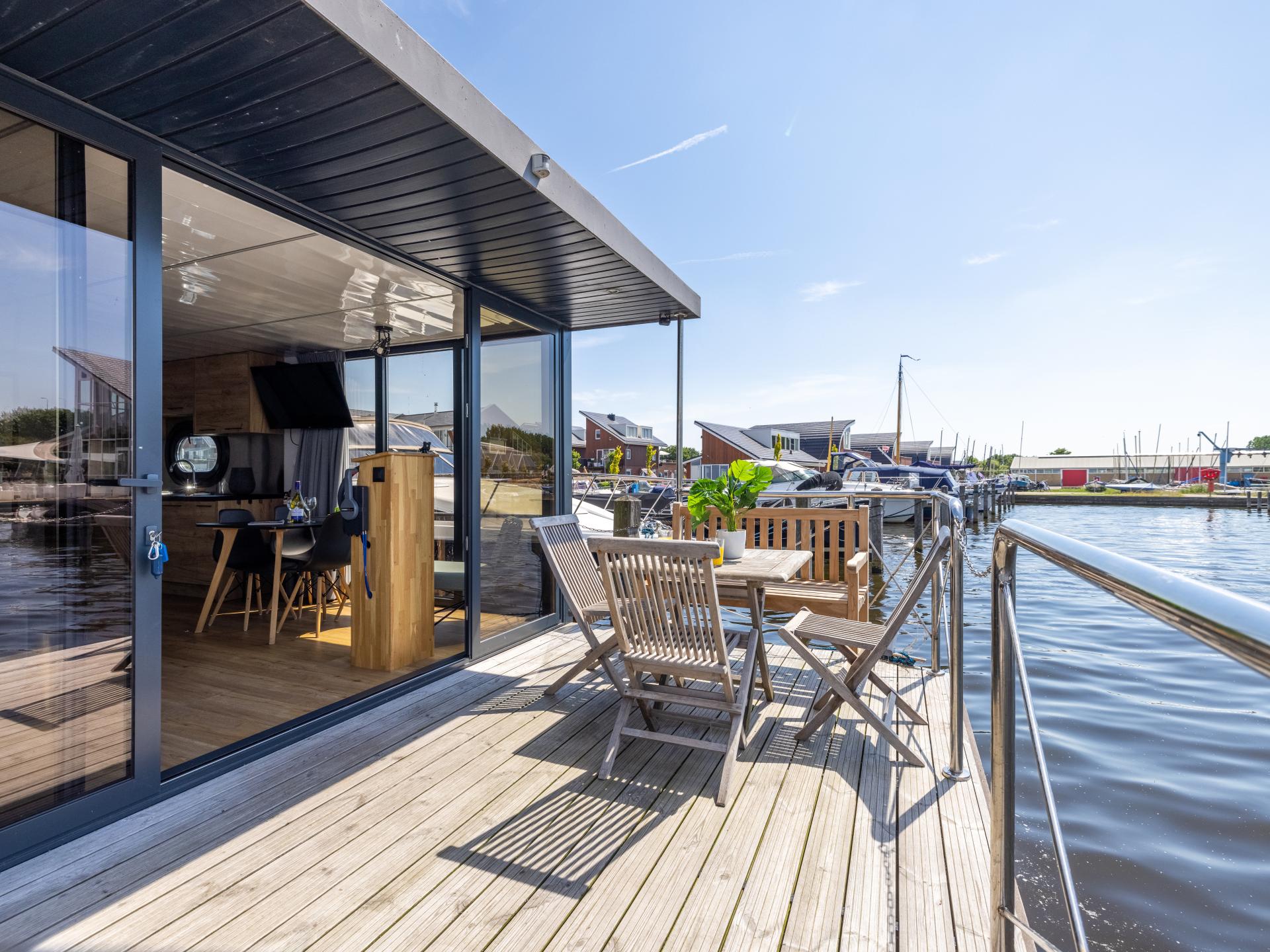 Unieke huisboot met panoramisch dakterras aan het Uitgeestermeer - foto 20