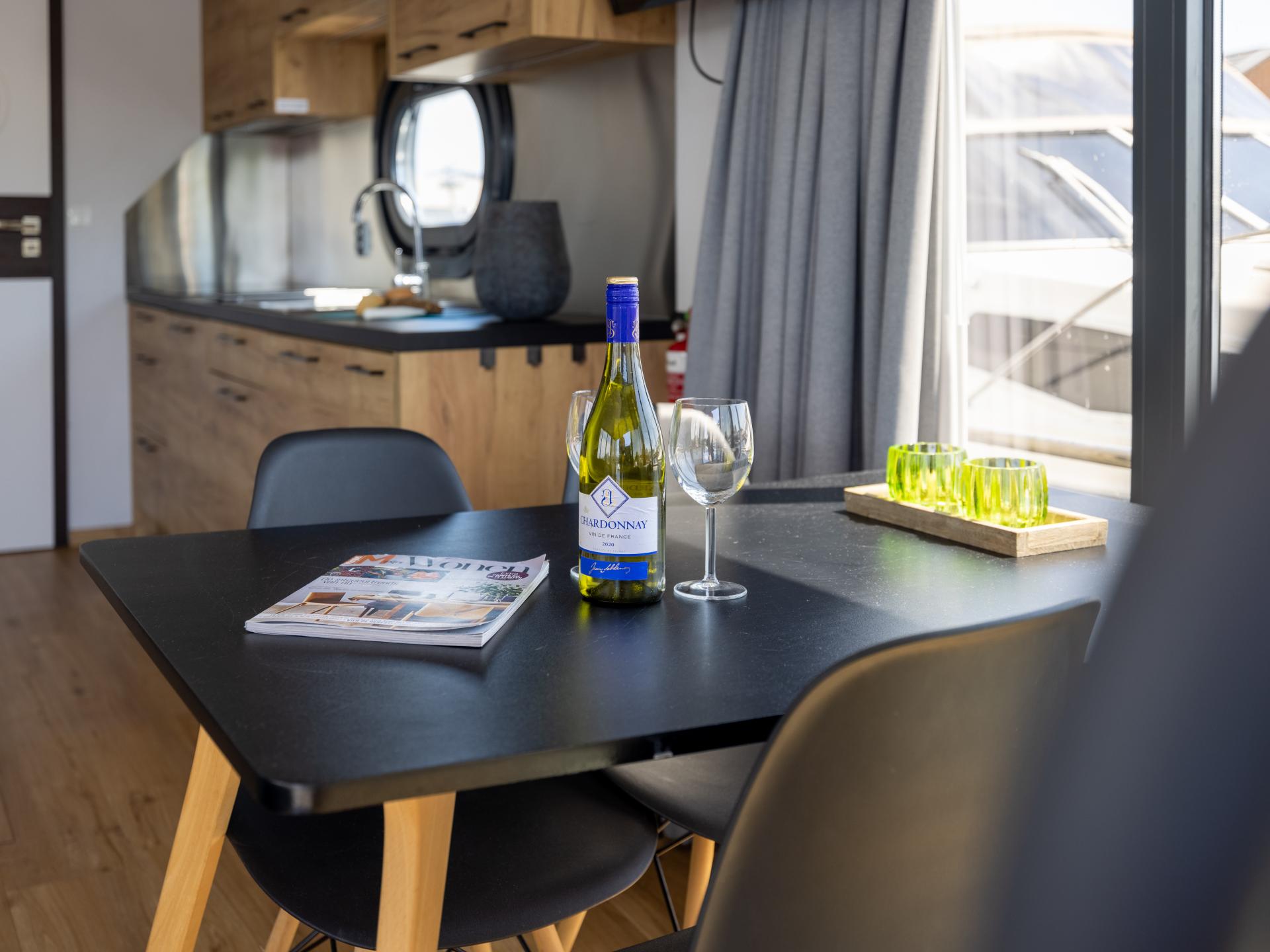 Unieke huisboot met panoramisch dakterras aan het Uitgeestermeer - foto 6