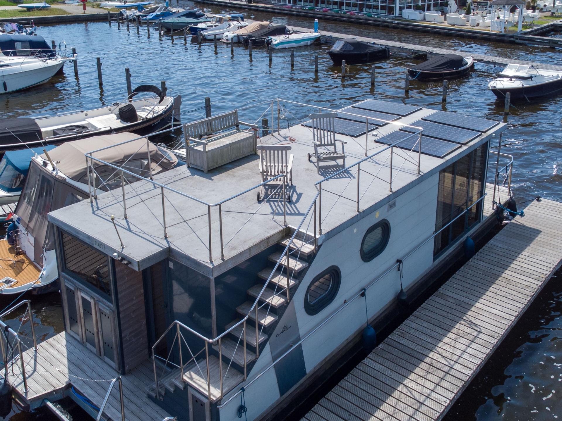 Unieke huisboot met panoramisch dakterras aan het Uitgeestermeer - foto 16