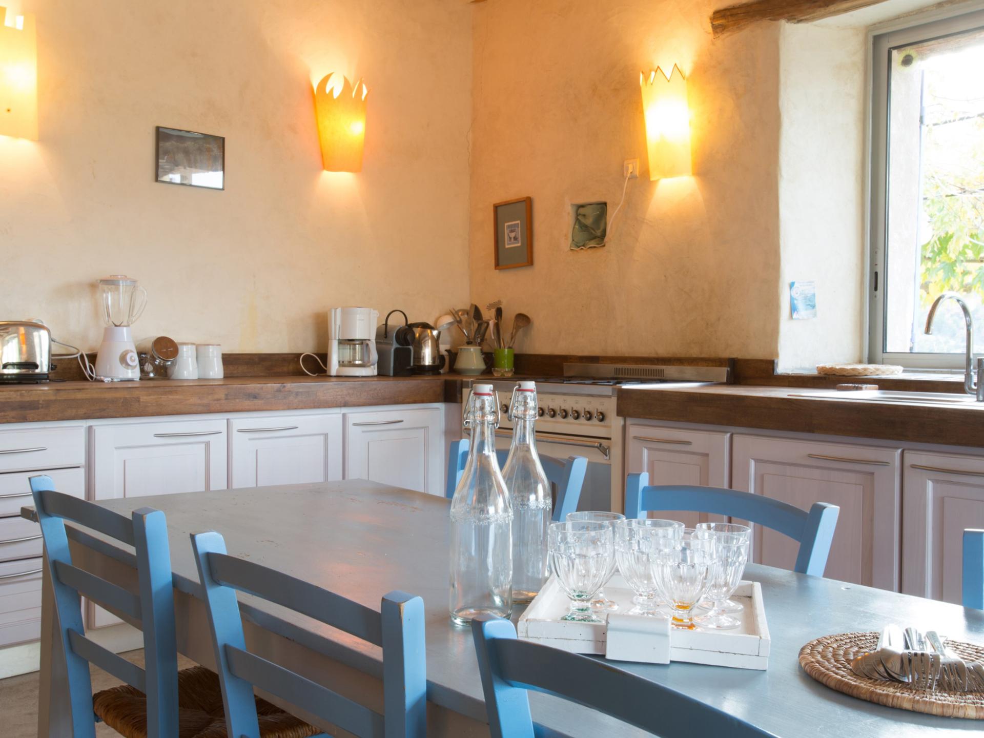 8-persoons karakteristiek vakantiehuis met zwembad in Montaulieu - foto 12
