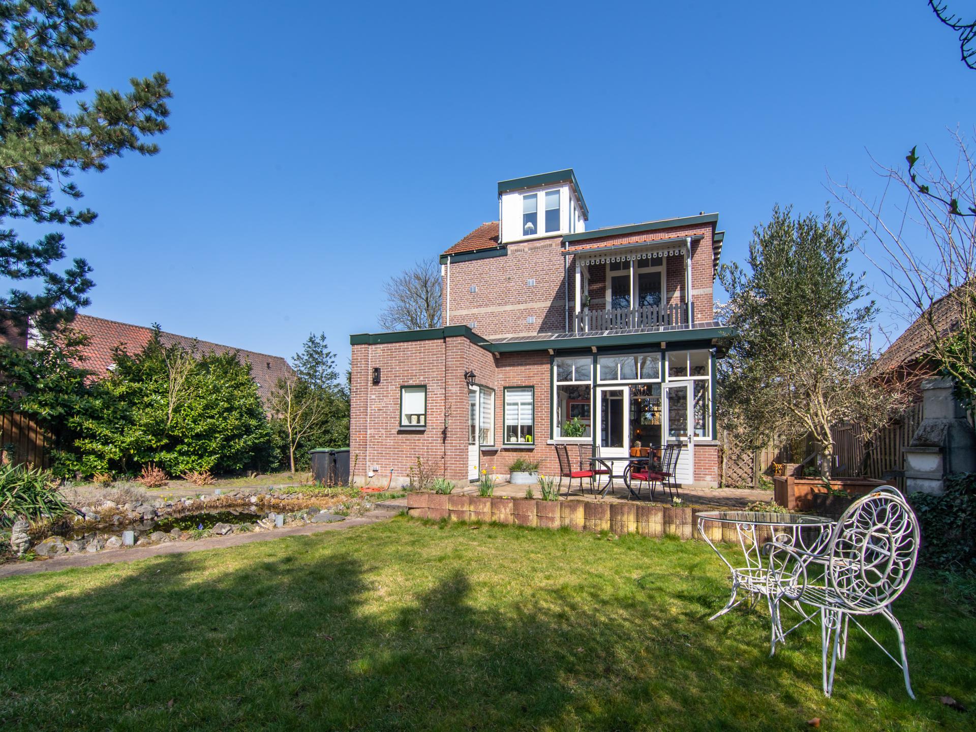 Monumentale villa in hartje Rucphen: luxe en comfort voor 6 personen - foto 2
