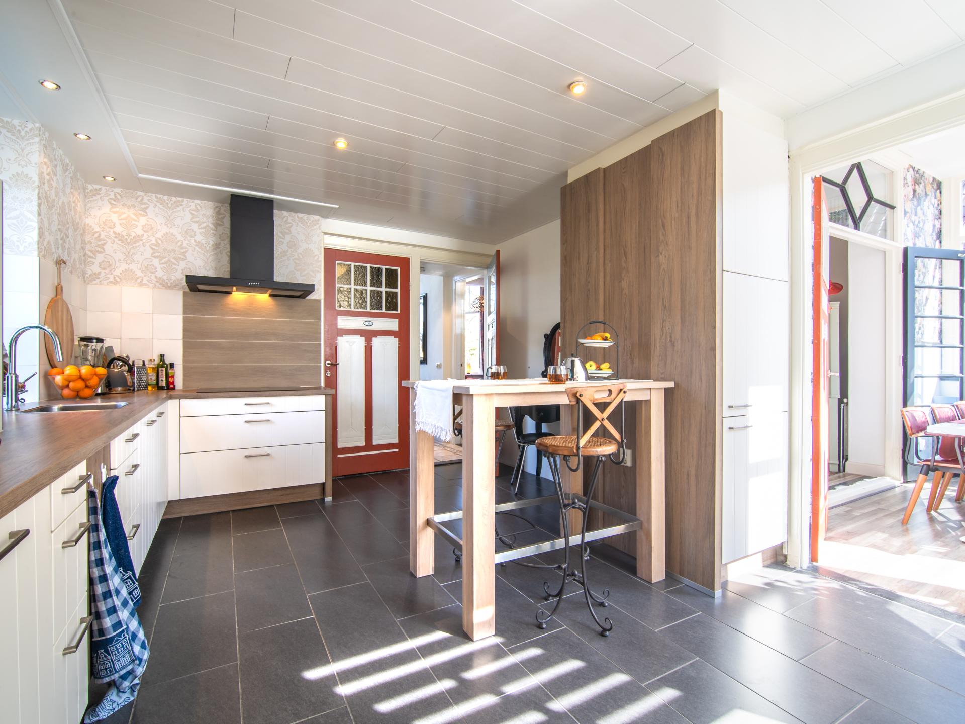 Monumentale villa in hartje Rucphen: luxe en comfort voor 6 personen - foto 8