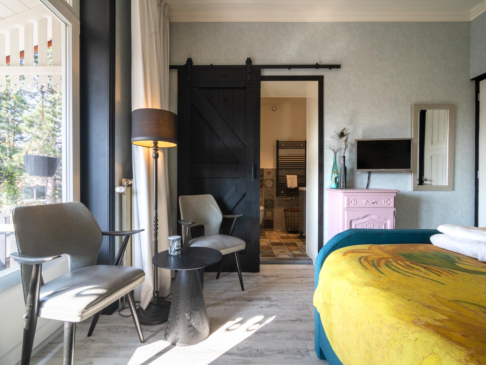 Monumentale villa in hartje Rucphen: luxe en comfort voor 6 personen - foto 13