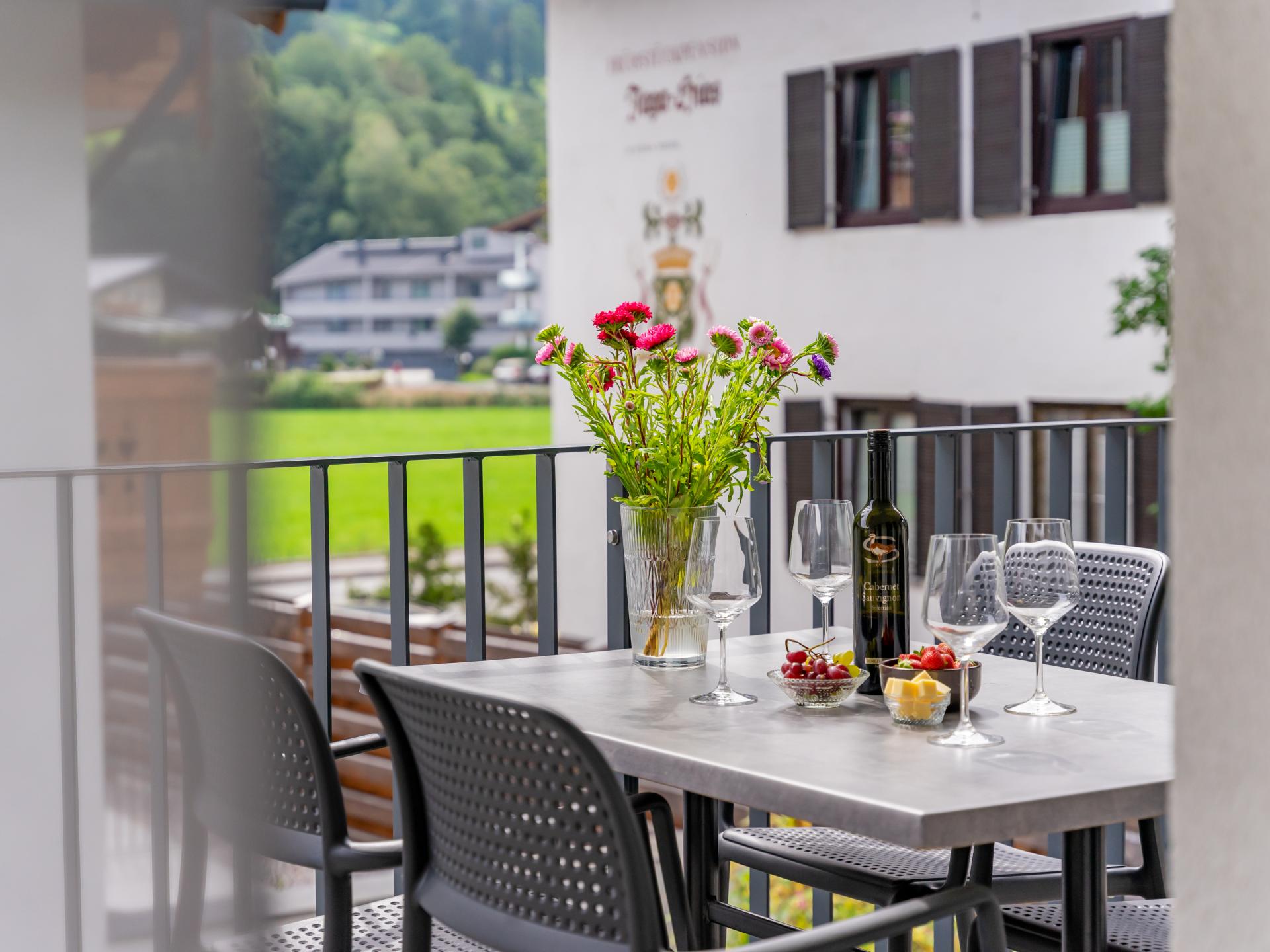 Aan de piste: Modern appartement voor 6 personen in centrum Kaprun - foto 3