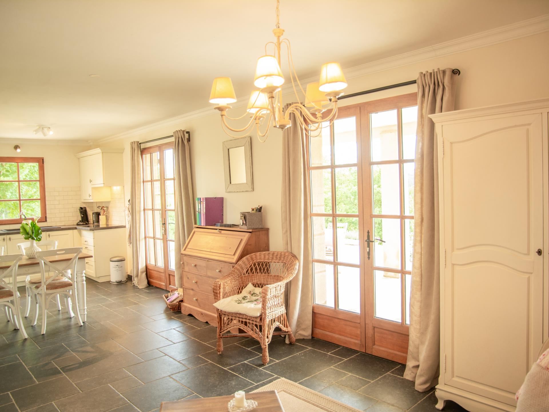 Charmante studio in Cajarc met groot terras en uitzicht - foto 11