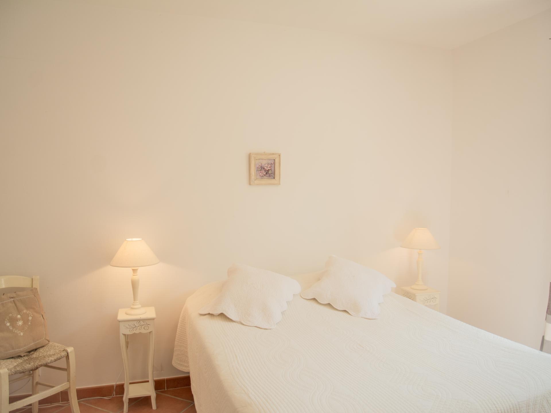 Ruime villa met privézwembad op 330m van het centrum van Cotignac - foto 25