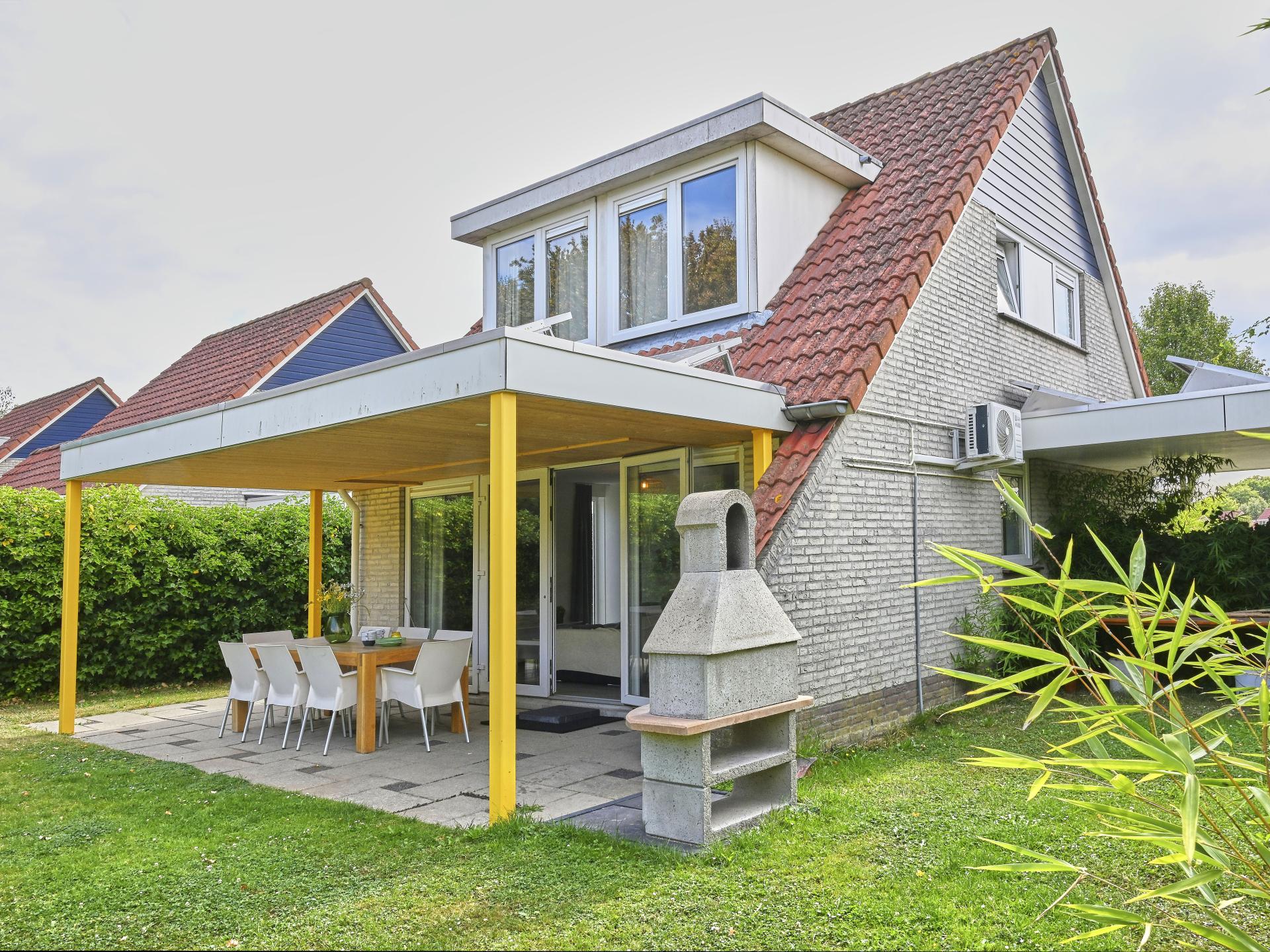 Knus vakantiehuis op vakantiepark aan de haven van Stevensweert - foto 34