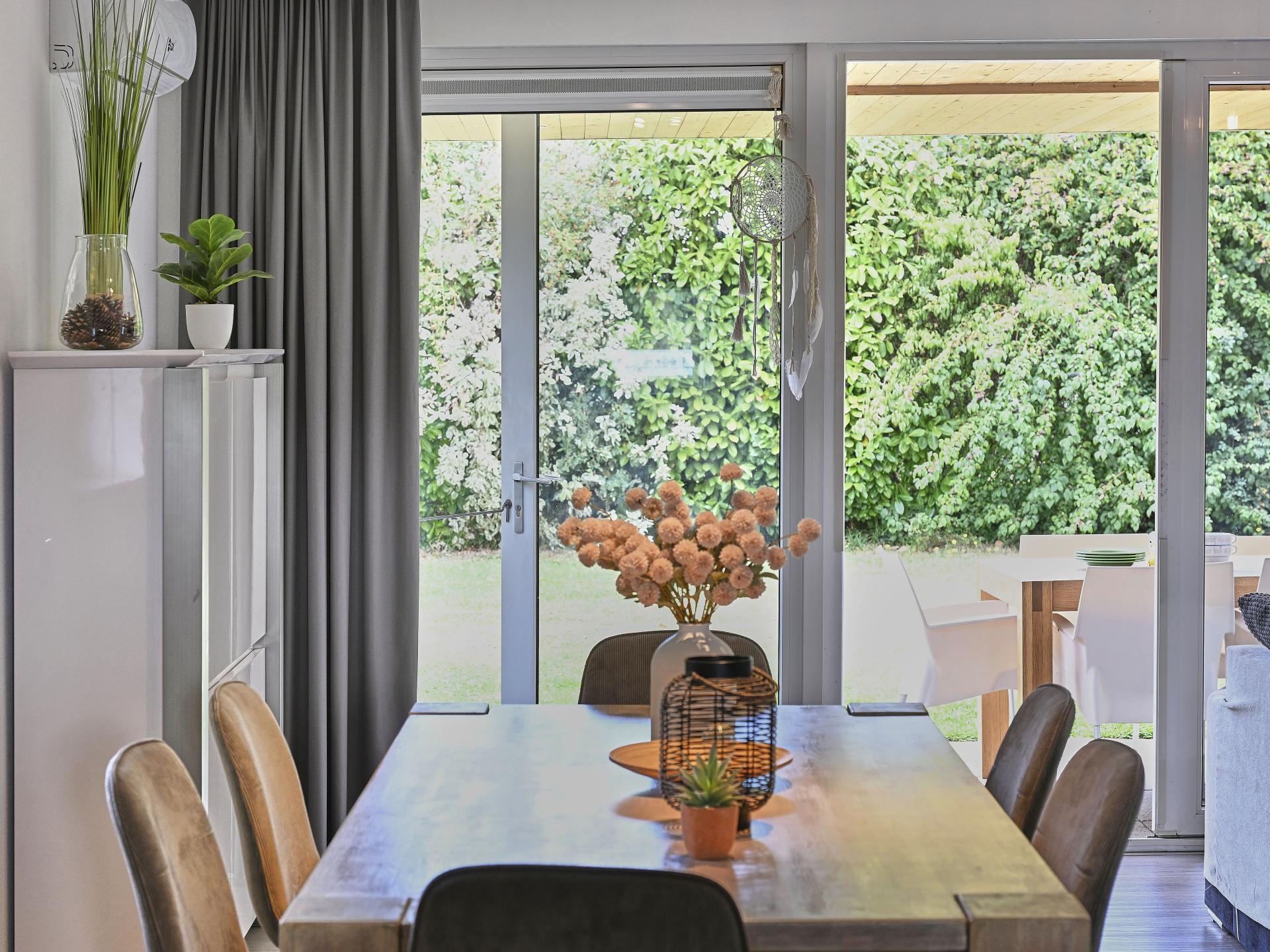Knus vakantiehuis op vakantiepark aan de haven van Stevensweert - foto 14