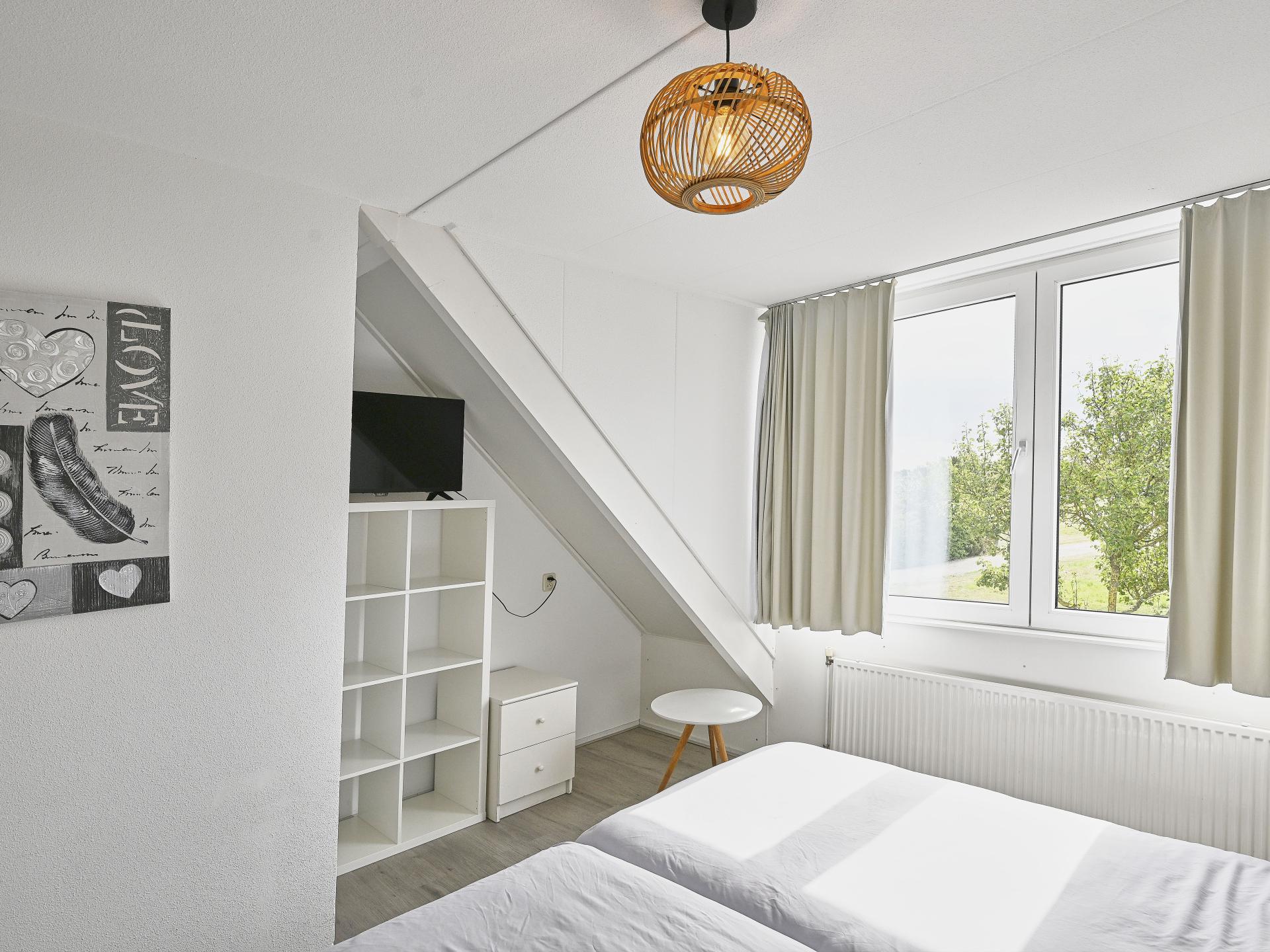 Knus vakantiehuis op vakantiepark aan de haven van Stevensweert - foto 20