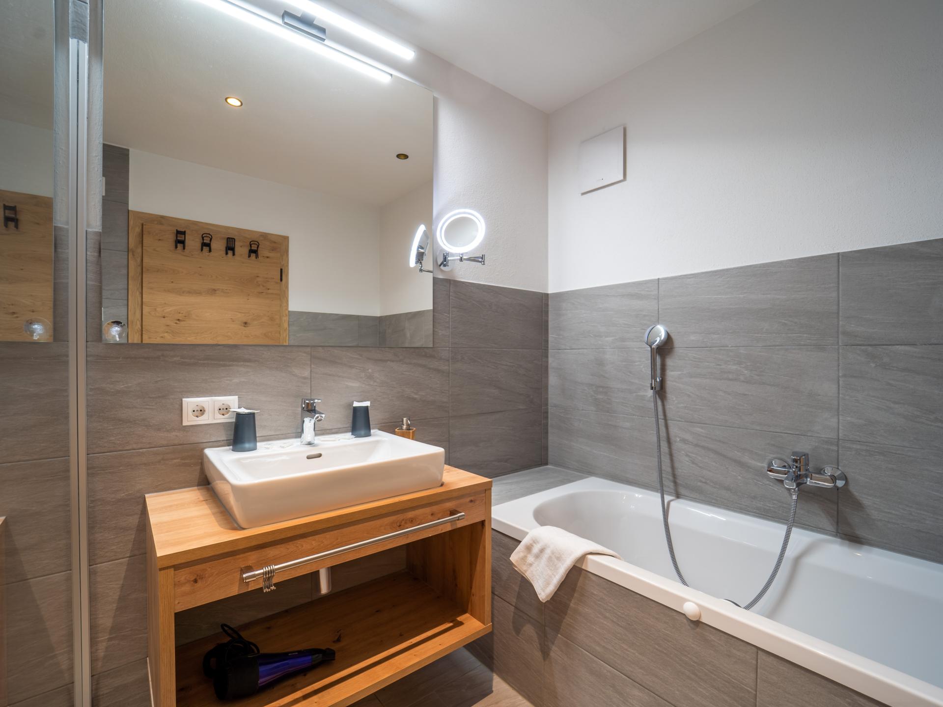 Aan de piste: Modern appartement in centrum Sankt Anton am Arlberg - foto 14