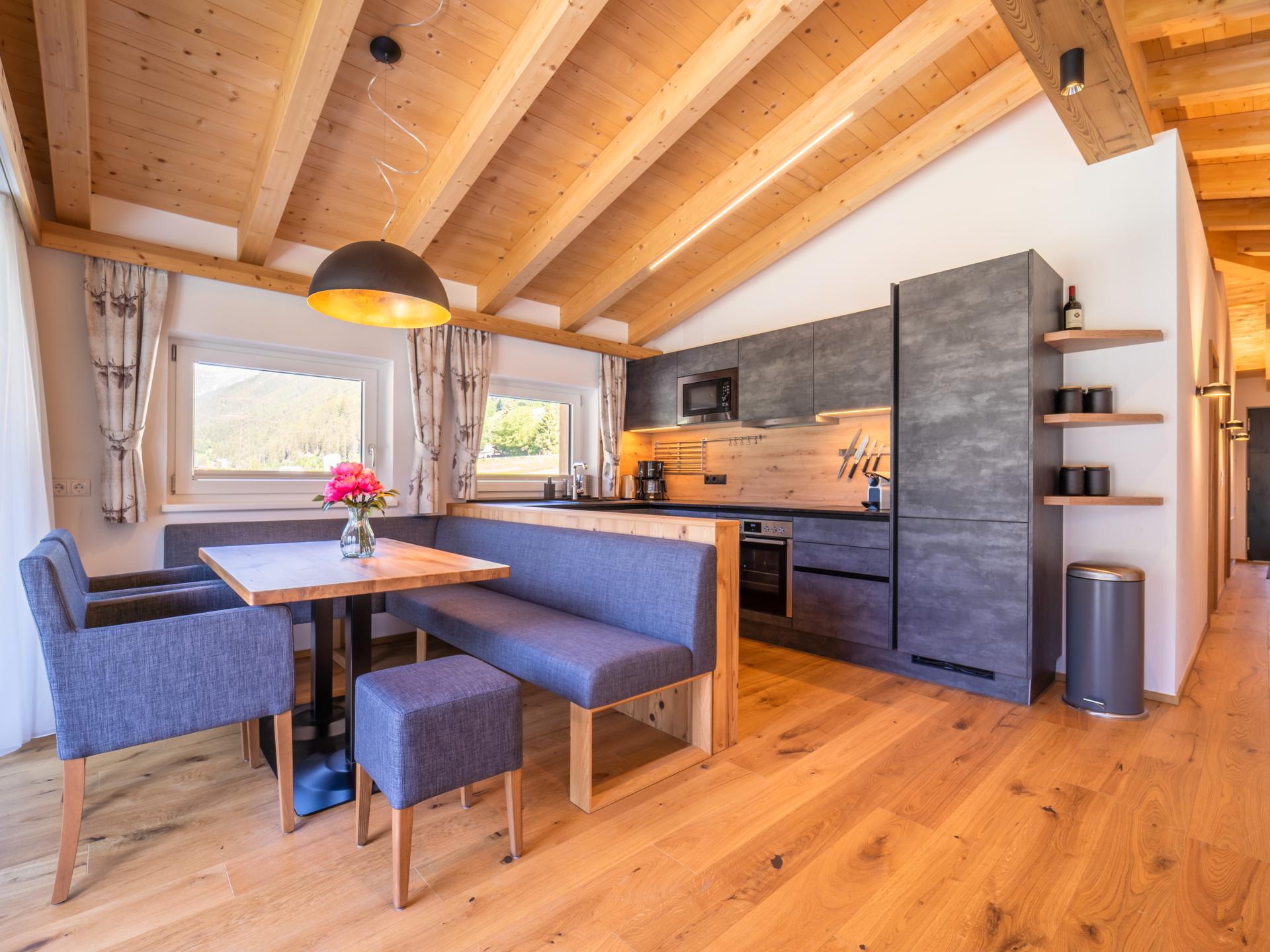 Modern appartement met balkon en bergzicht, 200m van de piste in St. Anton - foto 8