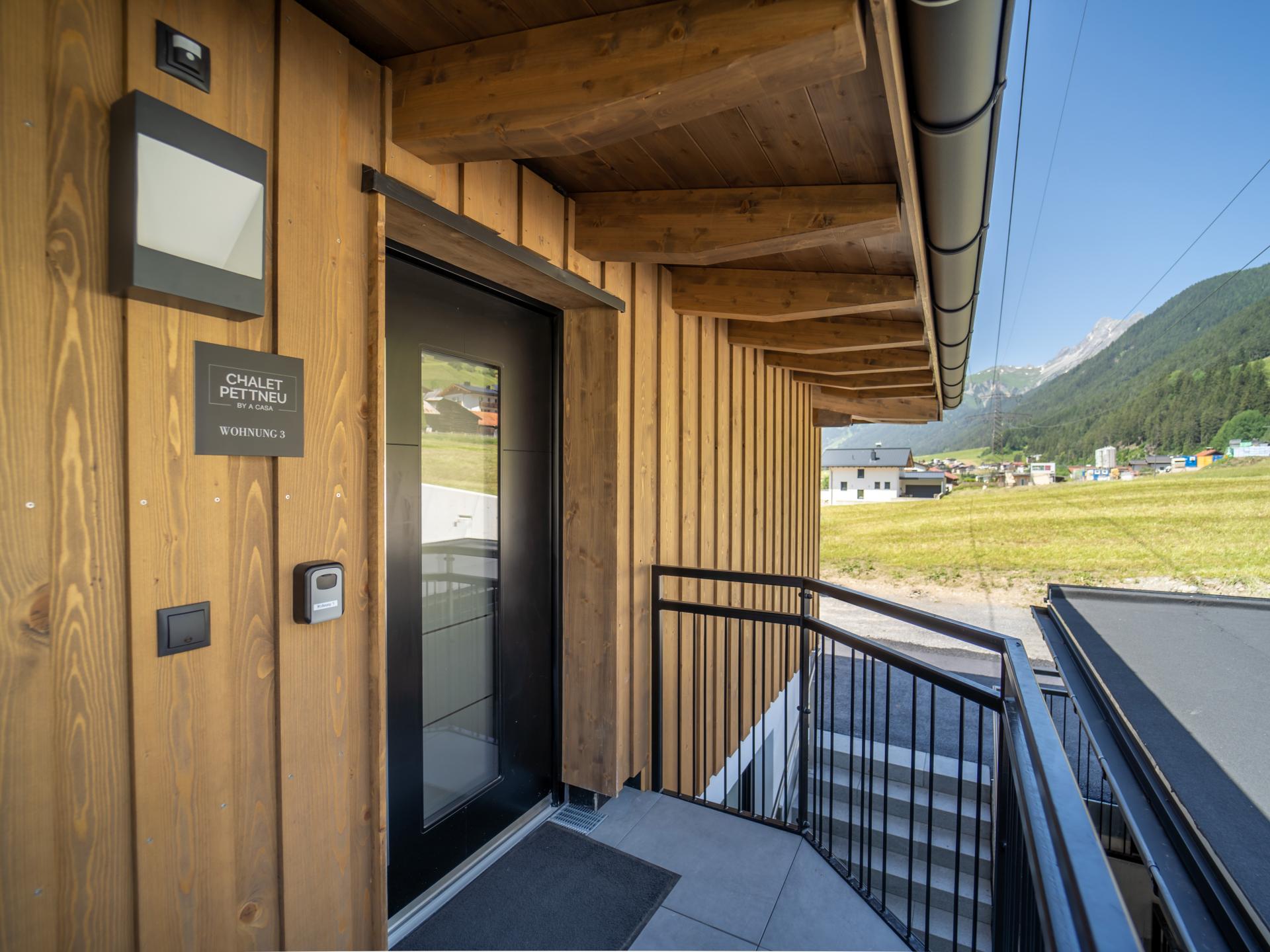 Modern appartement met balkon en bergzicht, 200m van de piste in St. Anton - foto 22