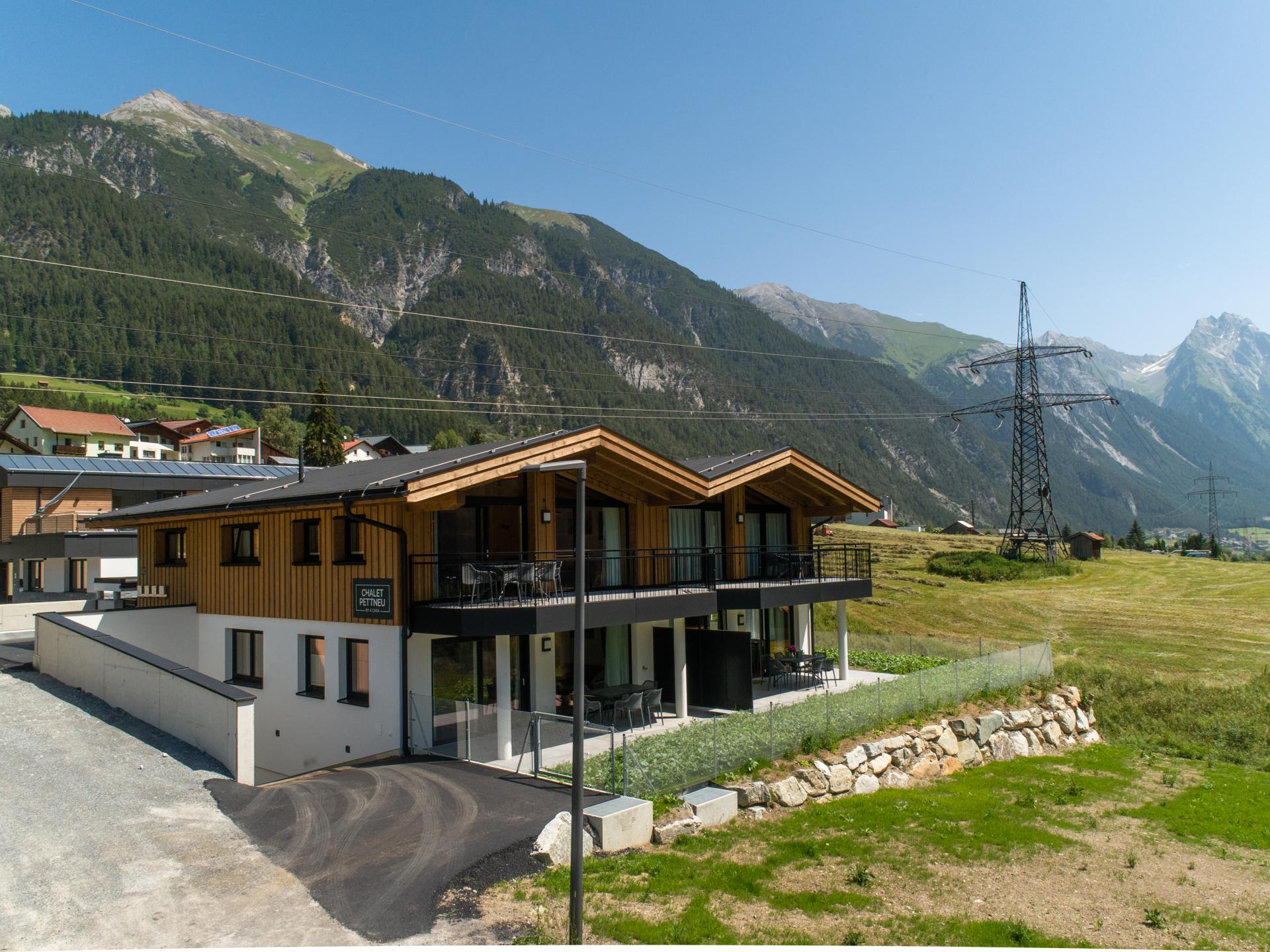 Modern appartement met balkon en bergzicht, 200m van de piste in St. Anton - foto 20