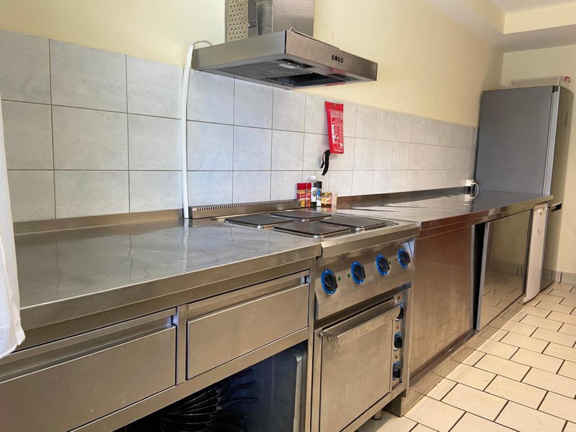 Ruim vrijstaand chalet voor 24 personen op 90 meter van centrum Kaprun - foto 6