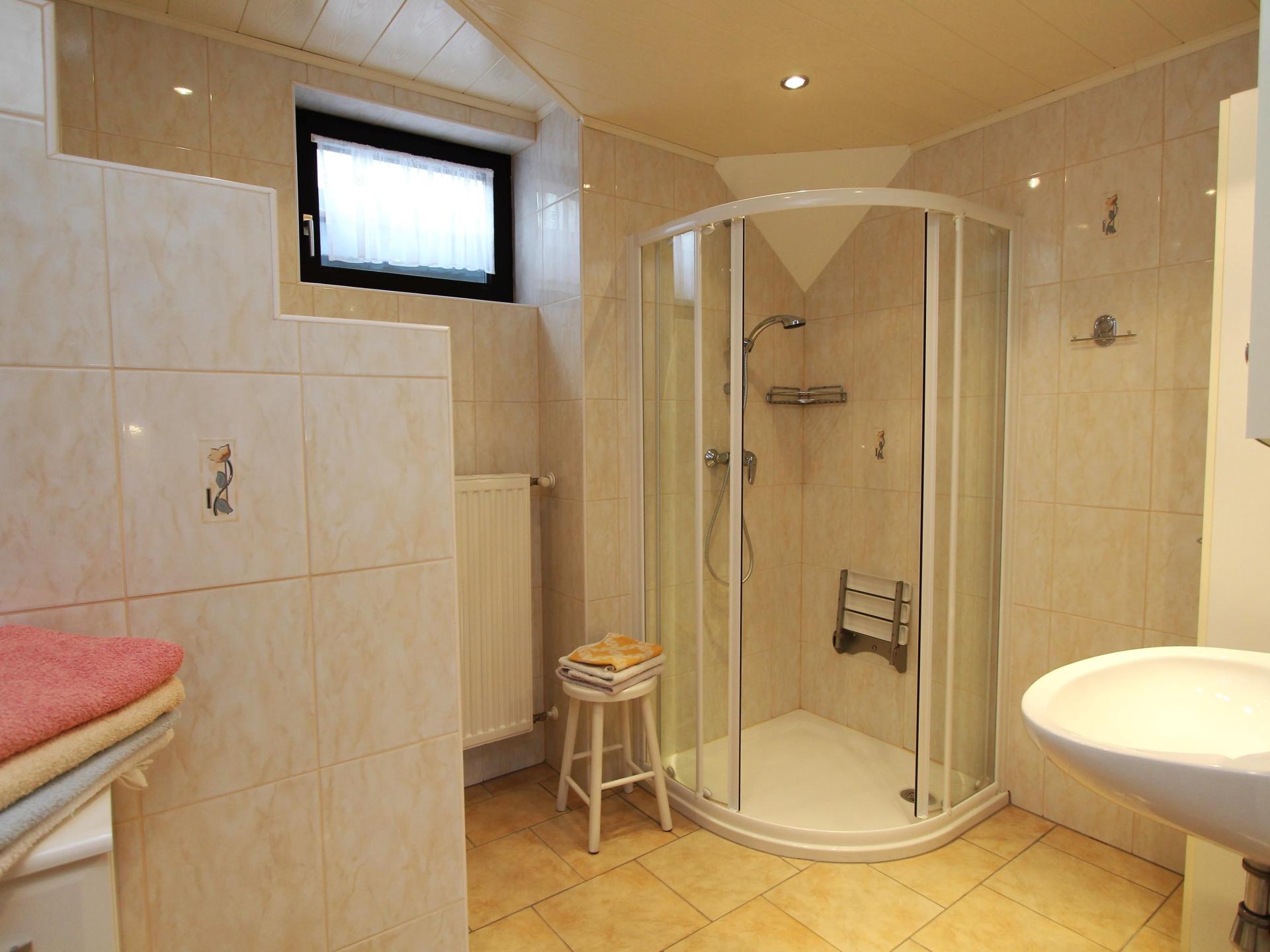 Centraal gelegen appartement in Liebenfels met zwembad en tuin - foto 6