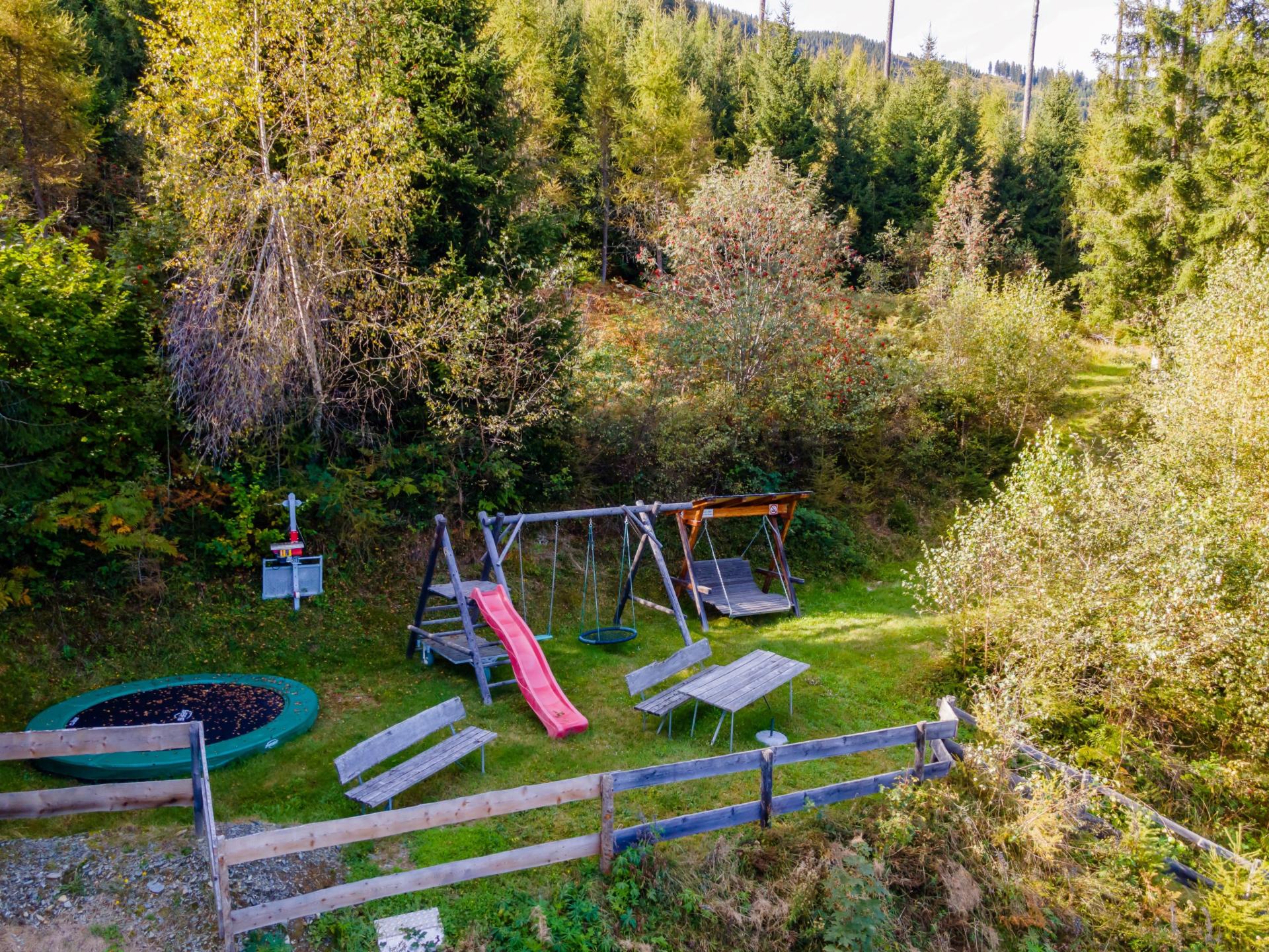 Vrijstaand chalet met sauna en panoramisch bergzicht in Piesendorf - foto 18