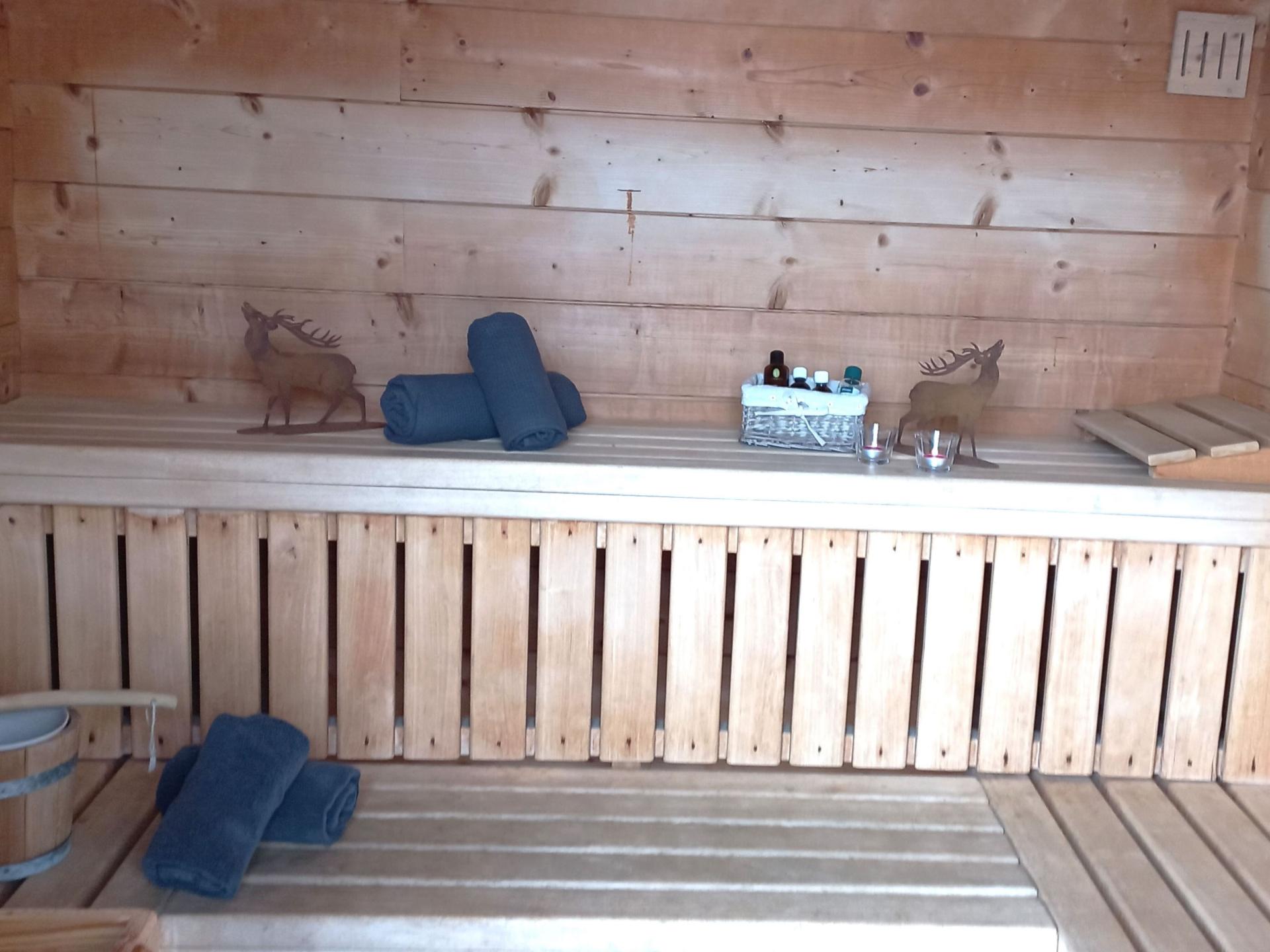 Vrijstaand chalet met sauna en panoramisch bergzicht in Piesendorf - foto 43
