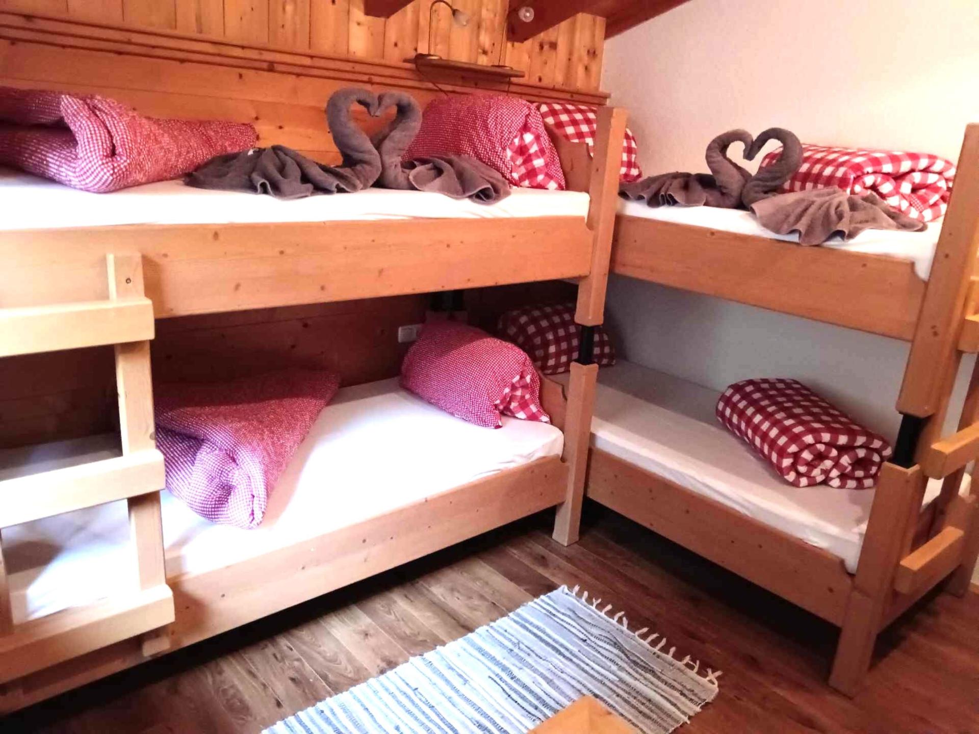 Vrijstaand chalet met sauna en panoramisch bergzicht in Piesendorf - foto 34