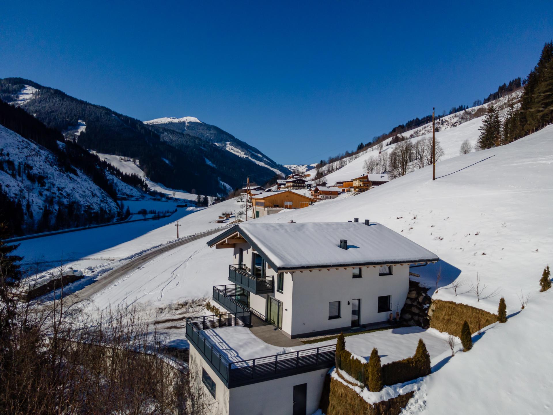 Licht penthouse met 3 suites, balkon en uitzicht op de bergen bij Saalbach - foto 35
