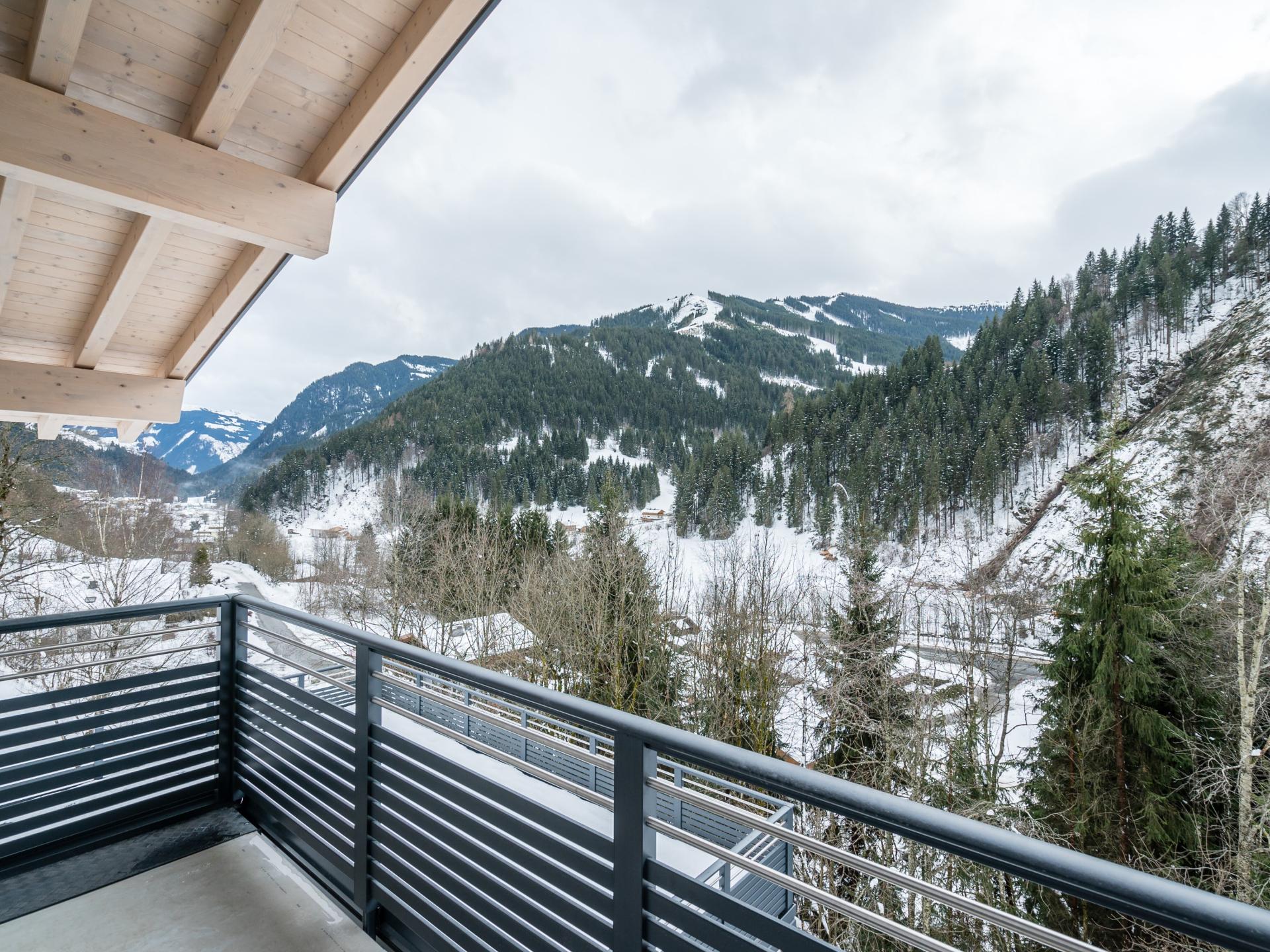 Licht penthouse met 3 suites, balkon en uitzicht op de bergen bij Saalbach - foto 31